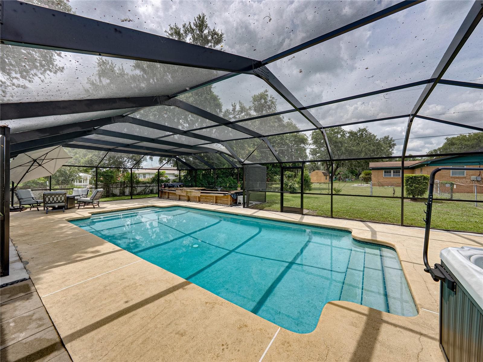 Single Family Residence at 609 W PIPKIN RD, LAKELAND, photo 36 of 48