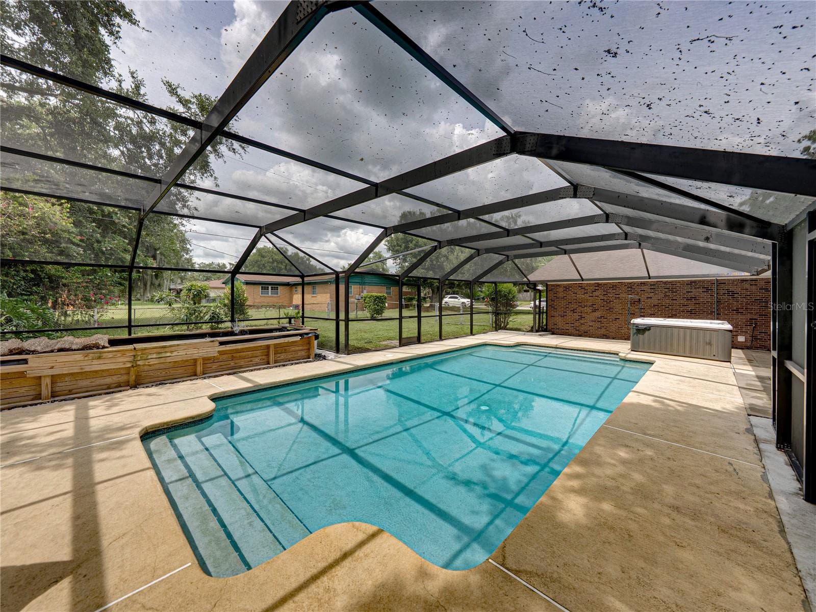 Single Family Residence at 609 W PIPKIN RD, LAKELAND, photo 38 of 48