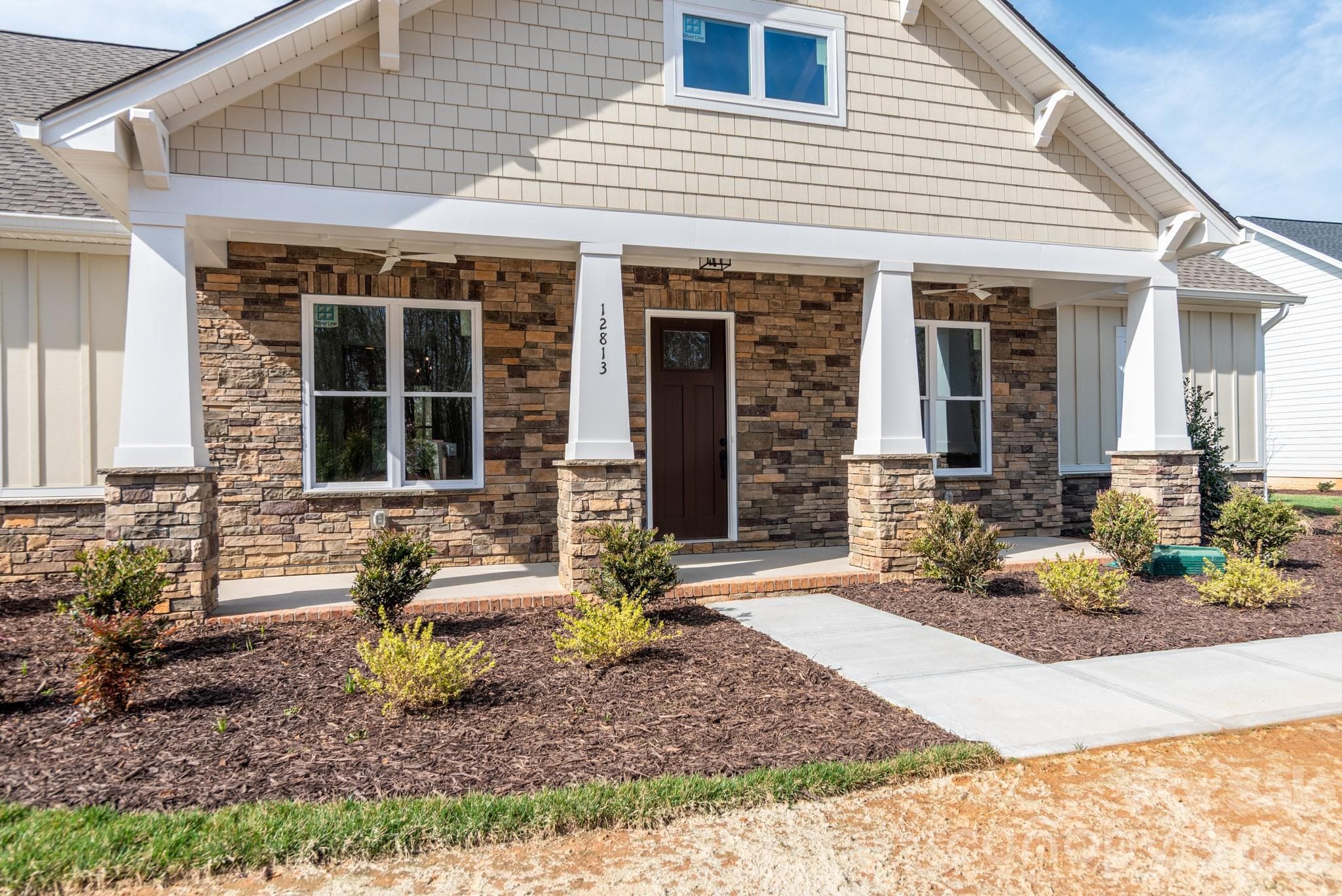 Single Family Residence at 12813 Mayes Road, Huntersville, photo 4 of 47