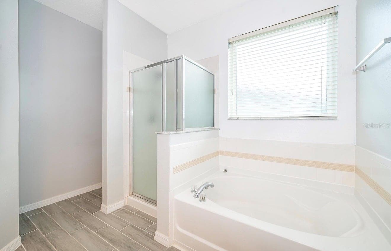 Master Bathroom - 14467 GOLDEN RAIN TREE BLVD, ORLANDO