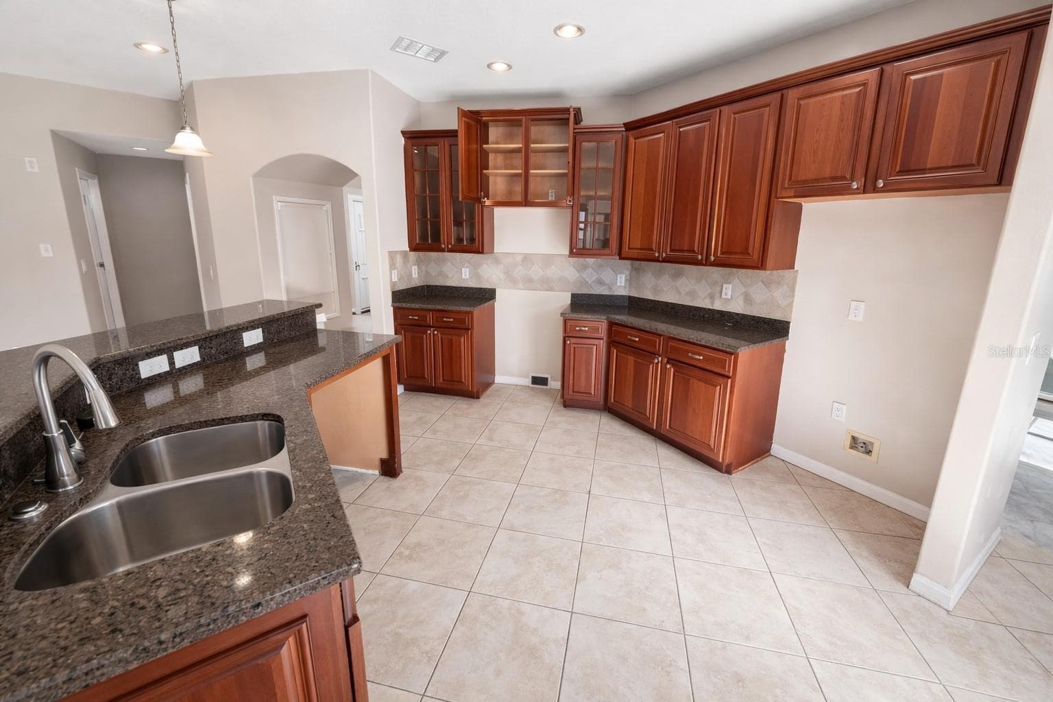 Single Family Residence at 3734 MOON DANCER PL, ST CLOUD, photo 2 of 9