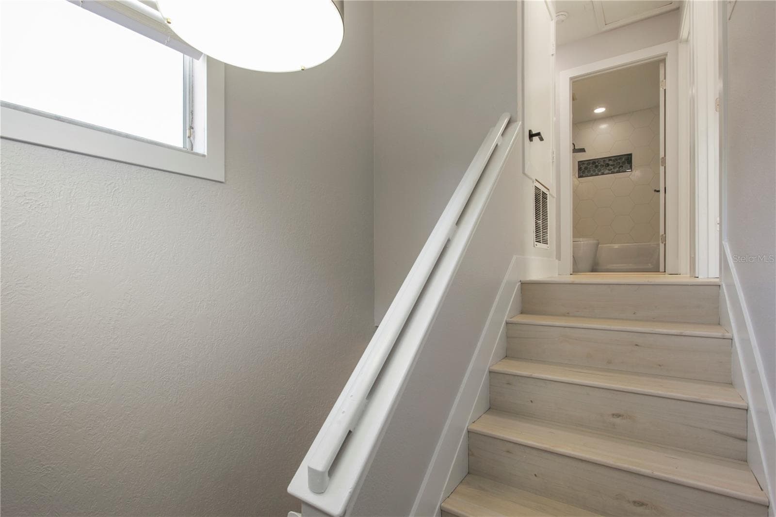Single Family Residence at 822 POLK ST, ORLANDO, photo 12 of 32