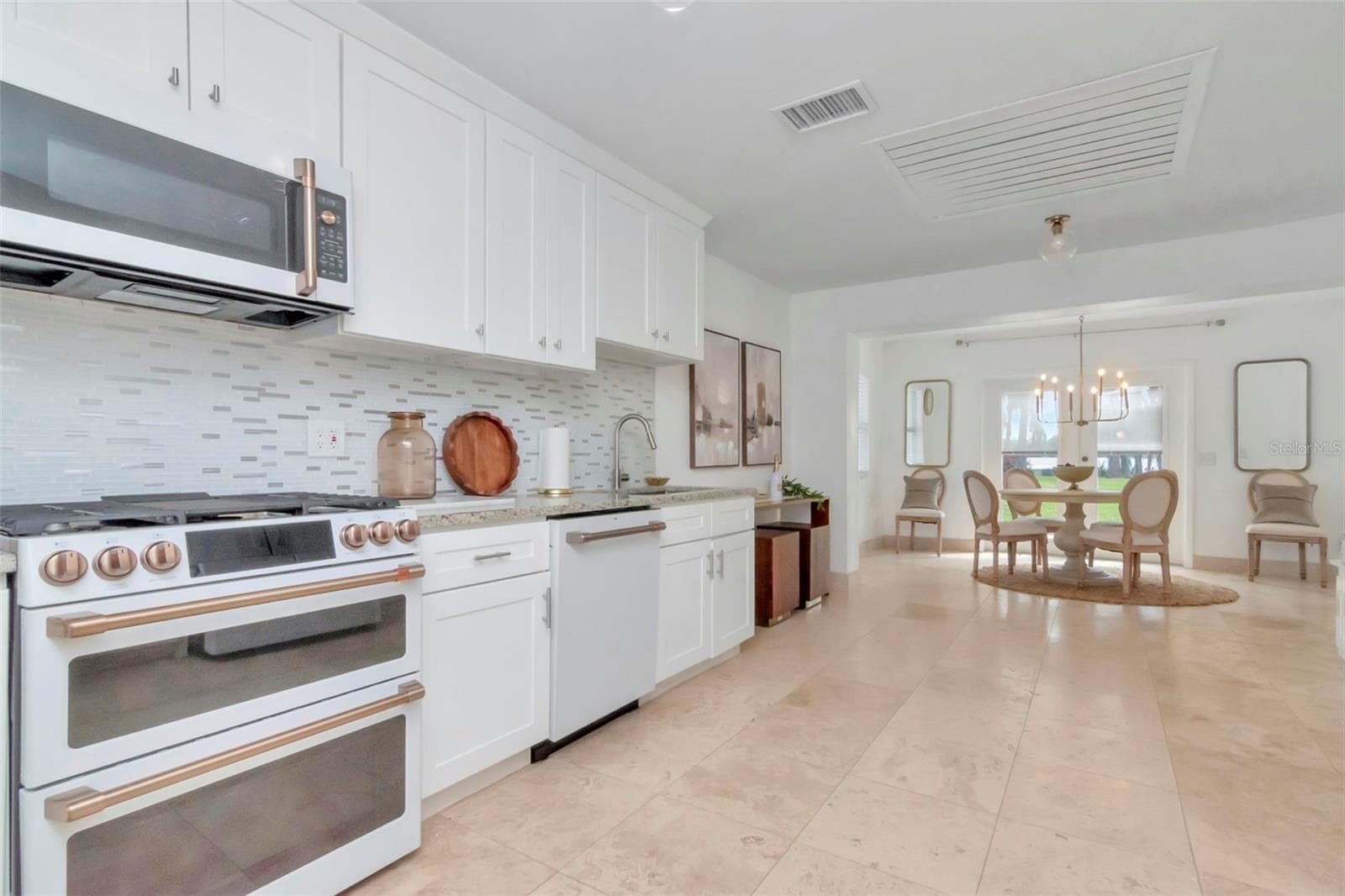 Single Family Residence at 19207 CROOKED LN, LUTZ, photo 19 of 65