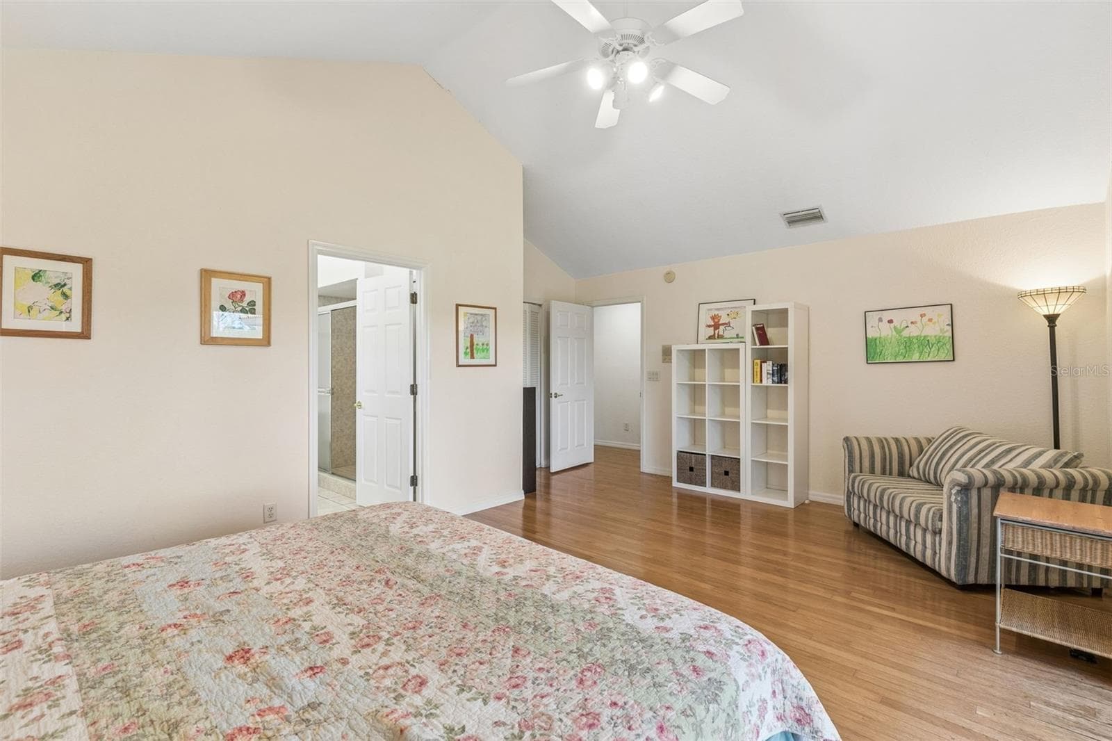 Single Family Residence at 12811 BELLERIVE DR, CLERMONT, photo 15 of 38
