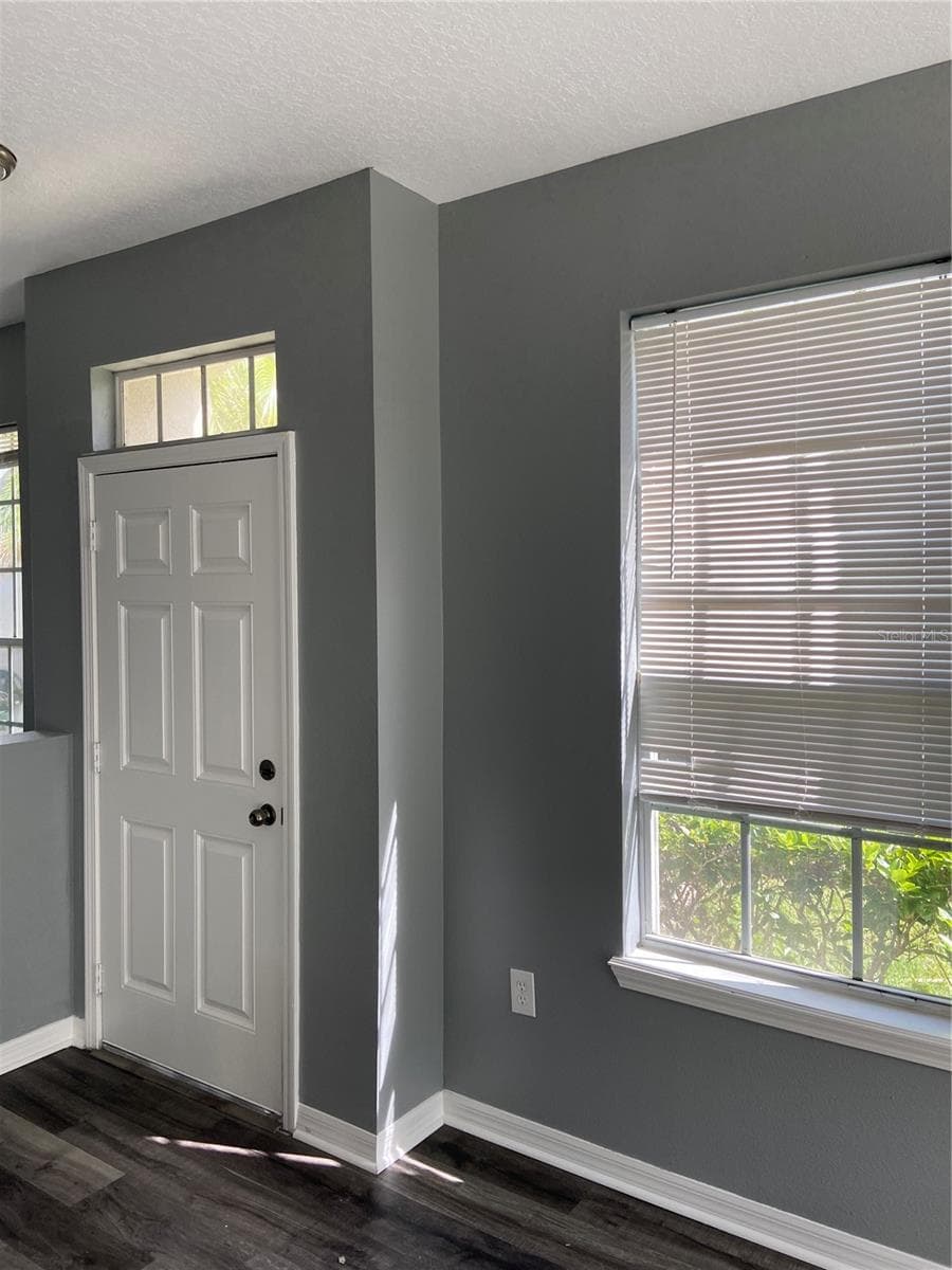 Townhouse at 27546 PLEASURE RIDE LOOP, WESLEY CHAPEL, photo 8 of 31