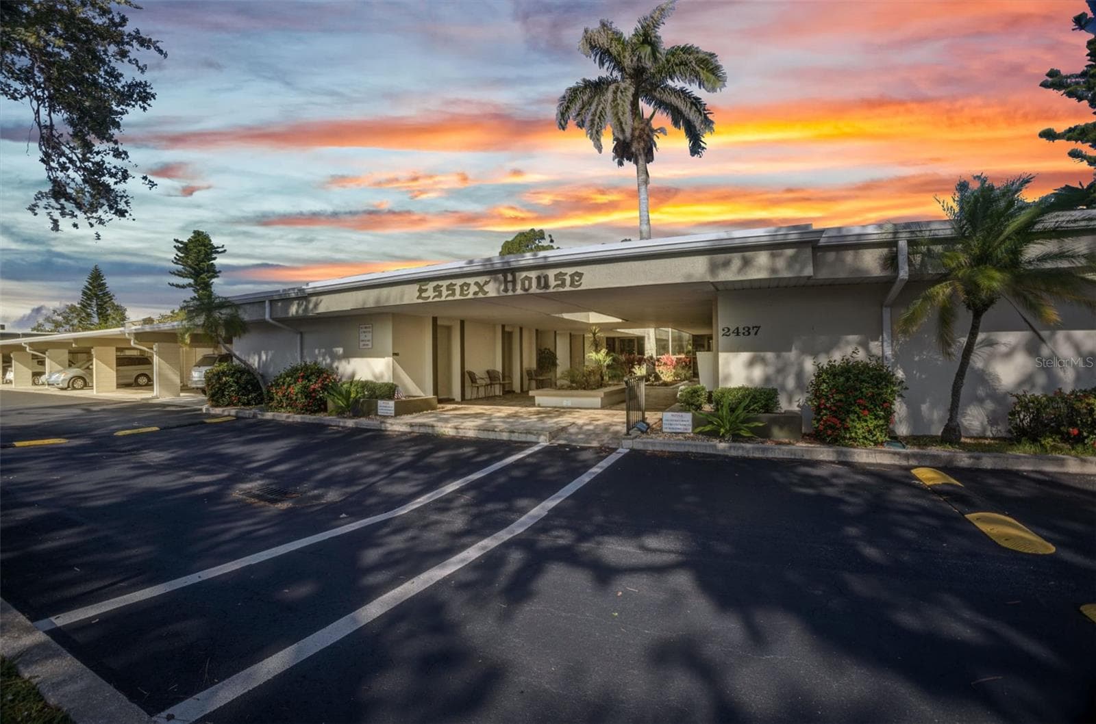 2437 HARBOR BLVD #114