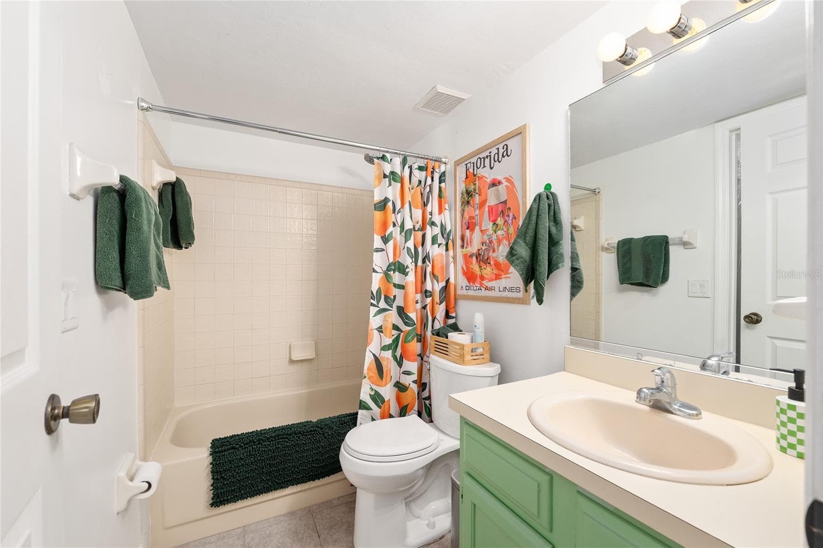Condominium at 900 SW 62ND BLVD #D24, GAINESVILLE, photo 22 of 53