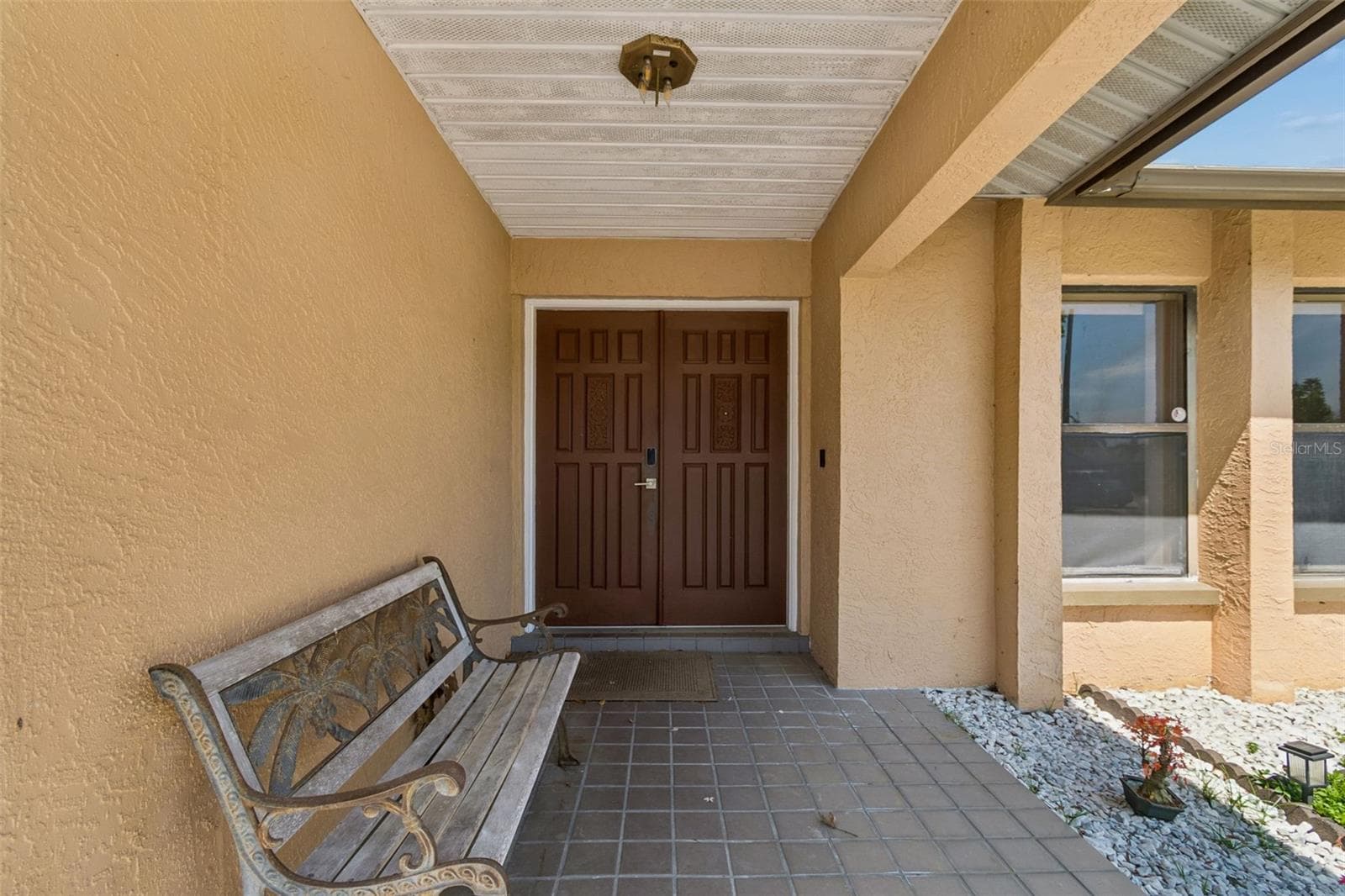 Single Family Residence at 1039 NORTHRIDGE DR, PALM HARBOR, photo 4 of 64