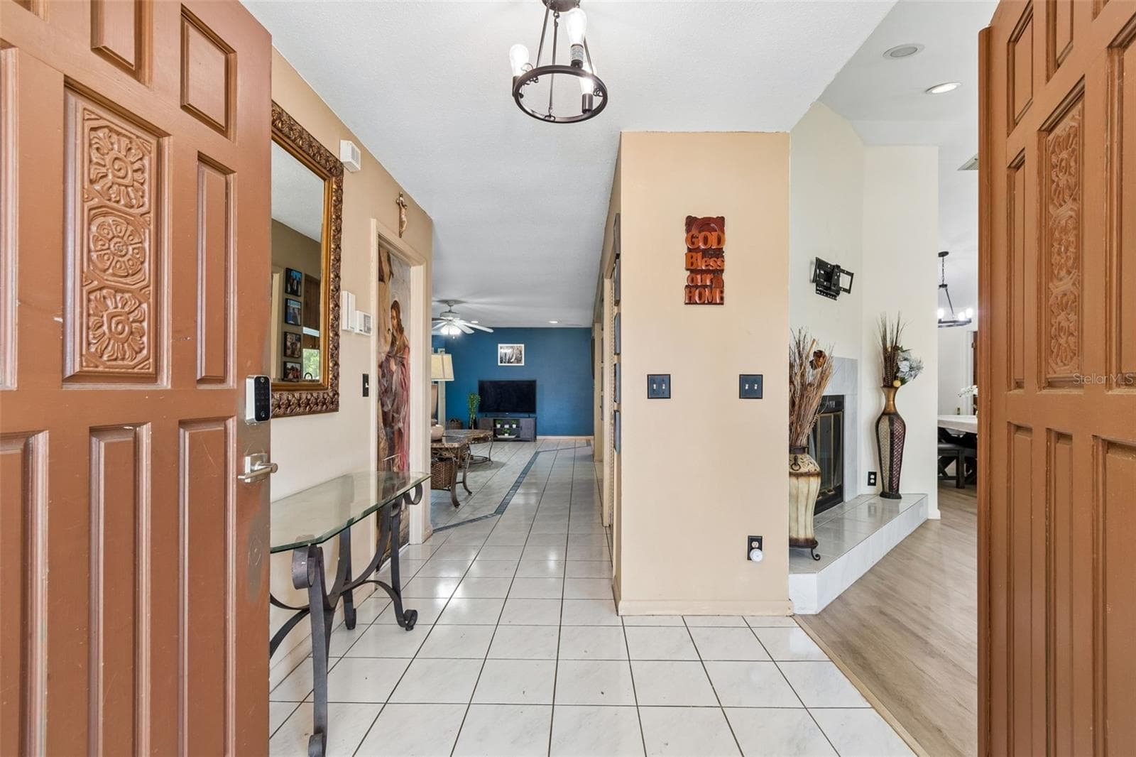 Single Family Residence at 1039 NORTHRIDGE DR, PALM HARBOR, photo 5 of 64