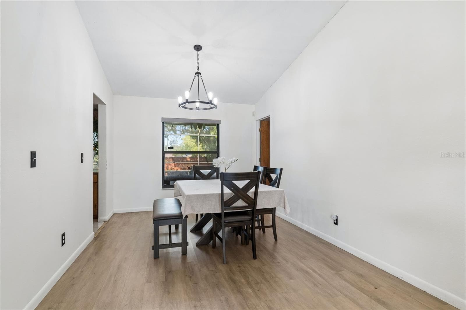 Single Family Residence at 1039 NORTHRIDGE DR, PALM HARBOR, photo 9 of 64