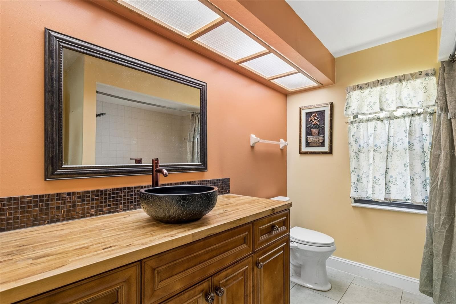 Single Family Residence at 1039 NORTHRIDGE DR, PALM HARBOR, photo 22 of 64