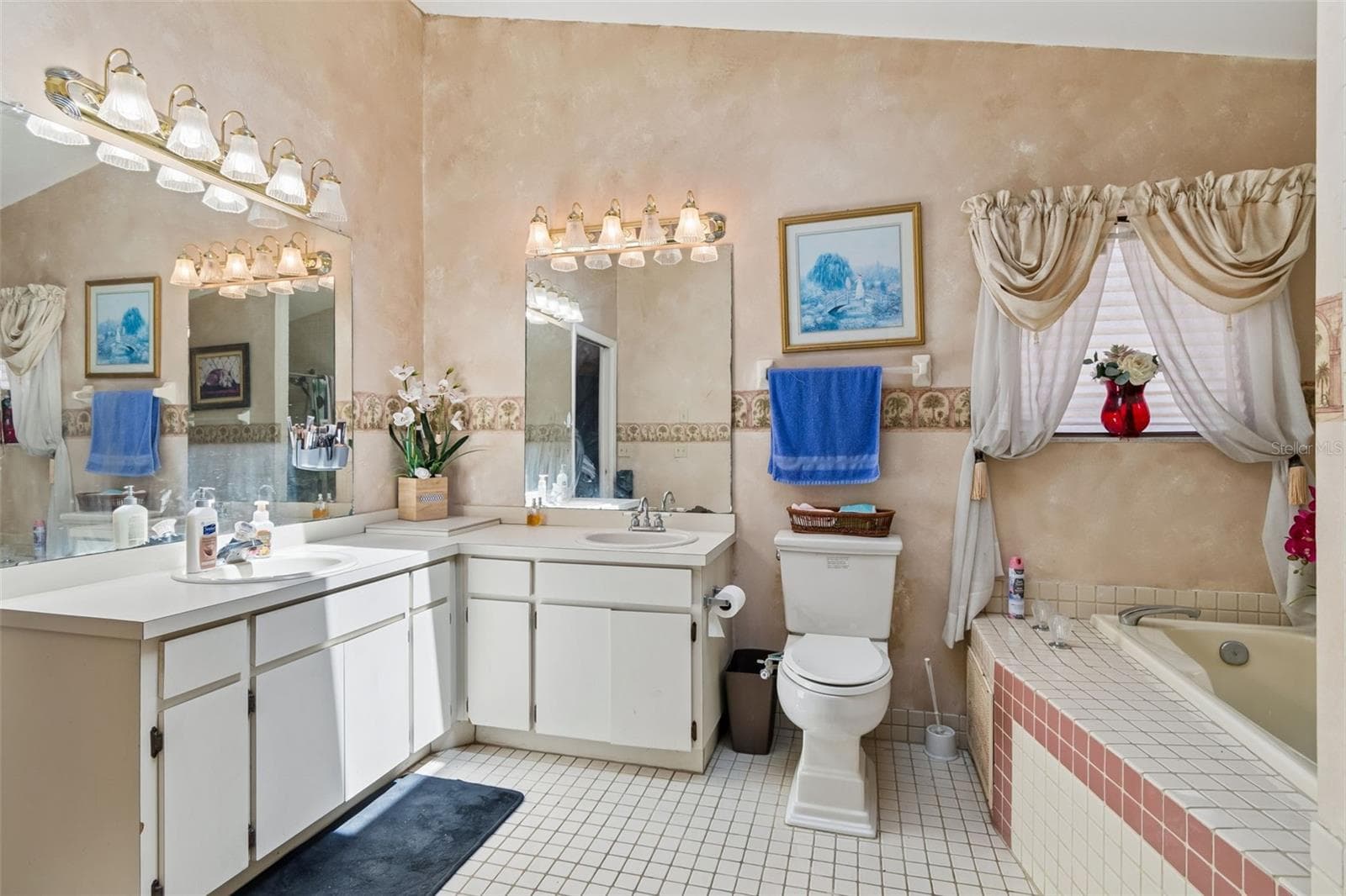 Single Family Residence at 1039 NORTHRIDGE DR, PALM HARBOR, photo 30 of 64