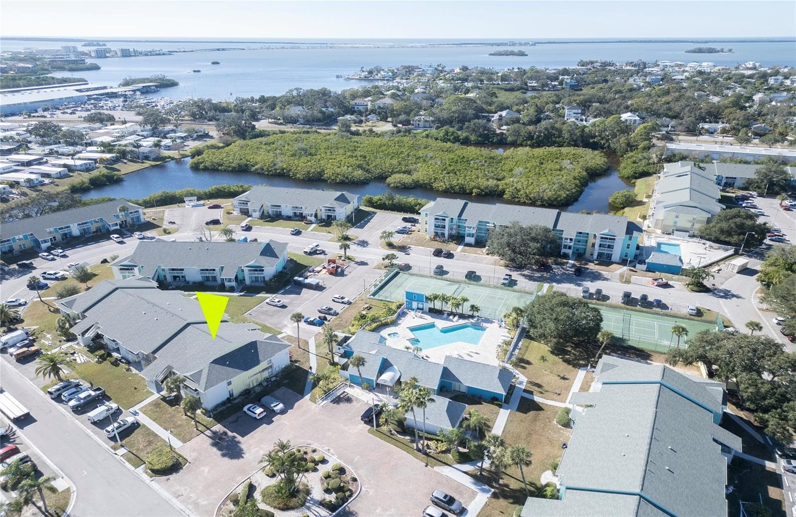Condominium at 455 ALT 19 S #21, PALM HARBOR, photo 27 of 36