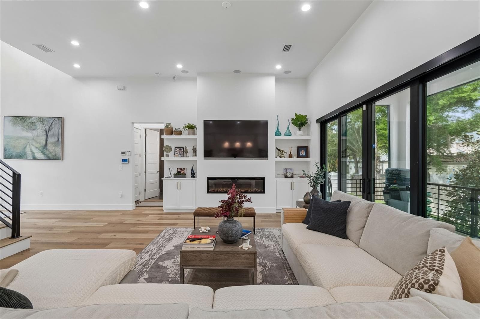 Single Family Residence at 5410 BAYSHORE BLVD, TAMPA, photo 22 of 66