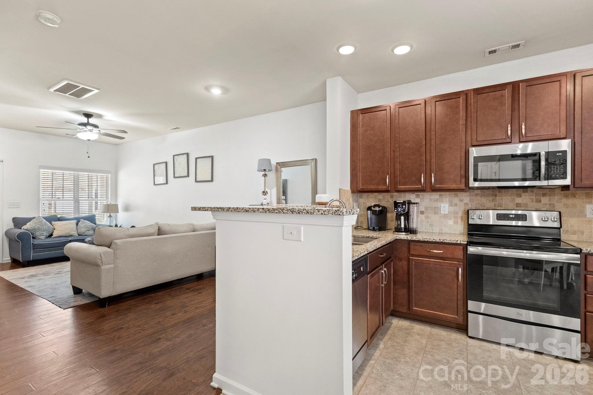 Townhouse at 12221 Whiteside Drive, Charlotte, photo 11 of 17