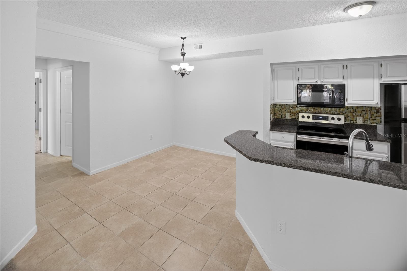 Condominium at 13003 PLANTATION PARK CIR #1323, ORLANDO, photo 3 of 38