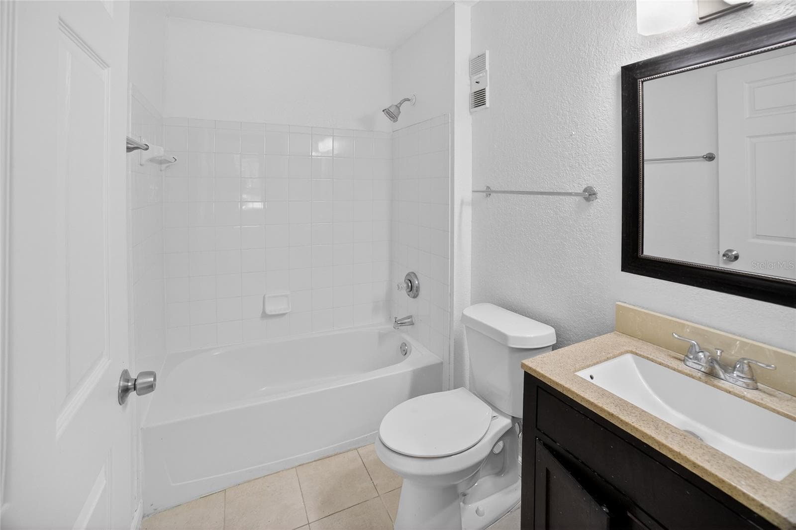 Condominium at 13003 PLANTATION PARK CIR #1323, ORLANDO, photo 15 of 38