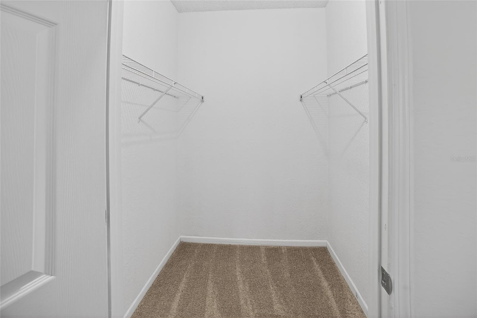 Condominium at 13003 PLANTATION PARK CIR #1323, ORLANDO, photo 18 of 38