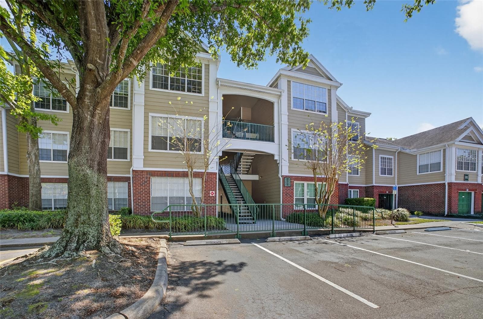 Condominium at 13003 PLANTATION PARK CIR #1323, ORLANDO, photo 24 of 38