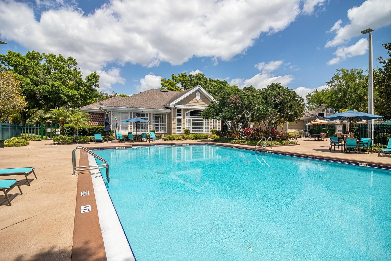 Condominium at 13003 PLANTATION PARK CIR #1323, ORLANDO, photo 32 of 38