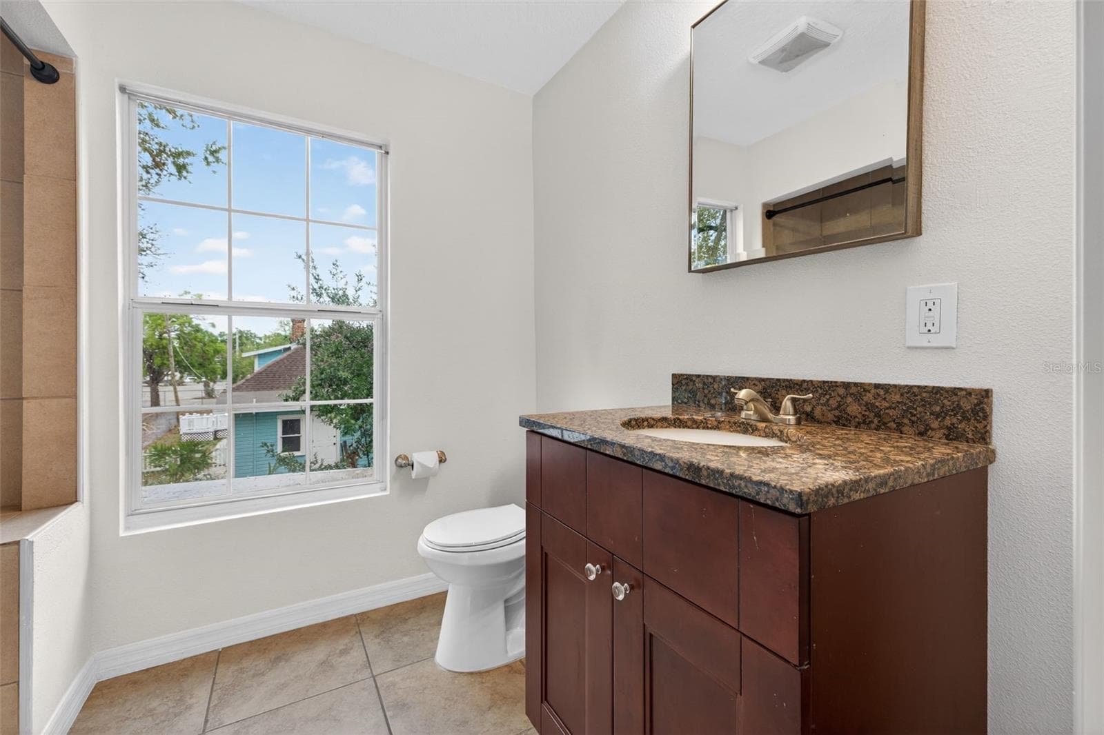 Single Family Residence at 105 W COLUMBUS DR, TAMPA, photo 19 of 32