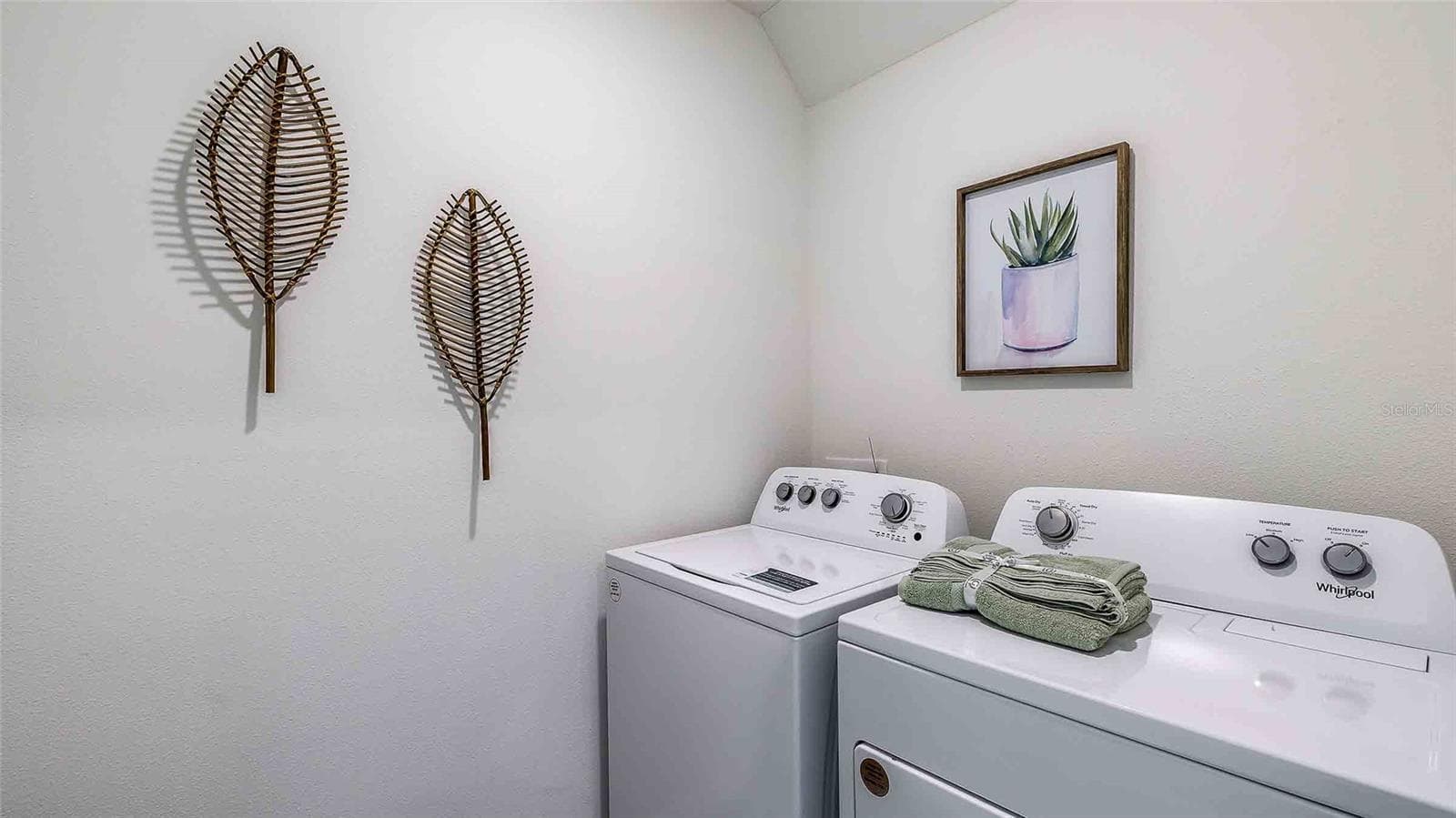 Single Family Residence at 3809 SILVER STRAND TRL, PALMETTO, photo 14 of 28