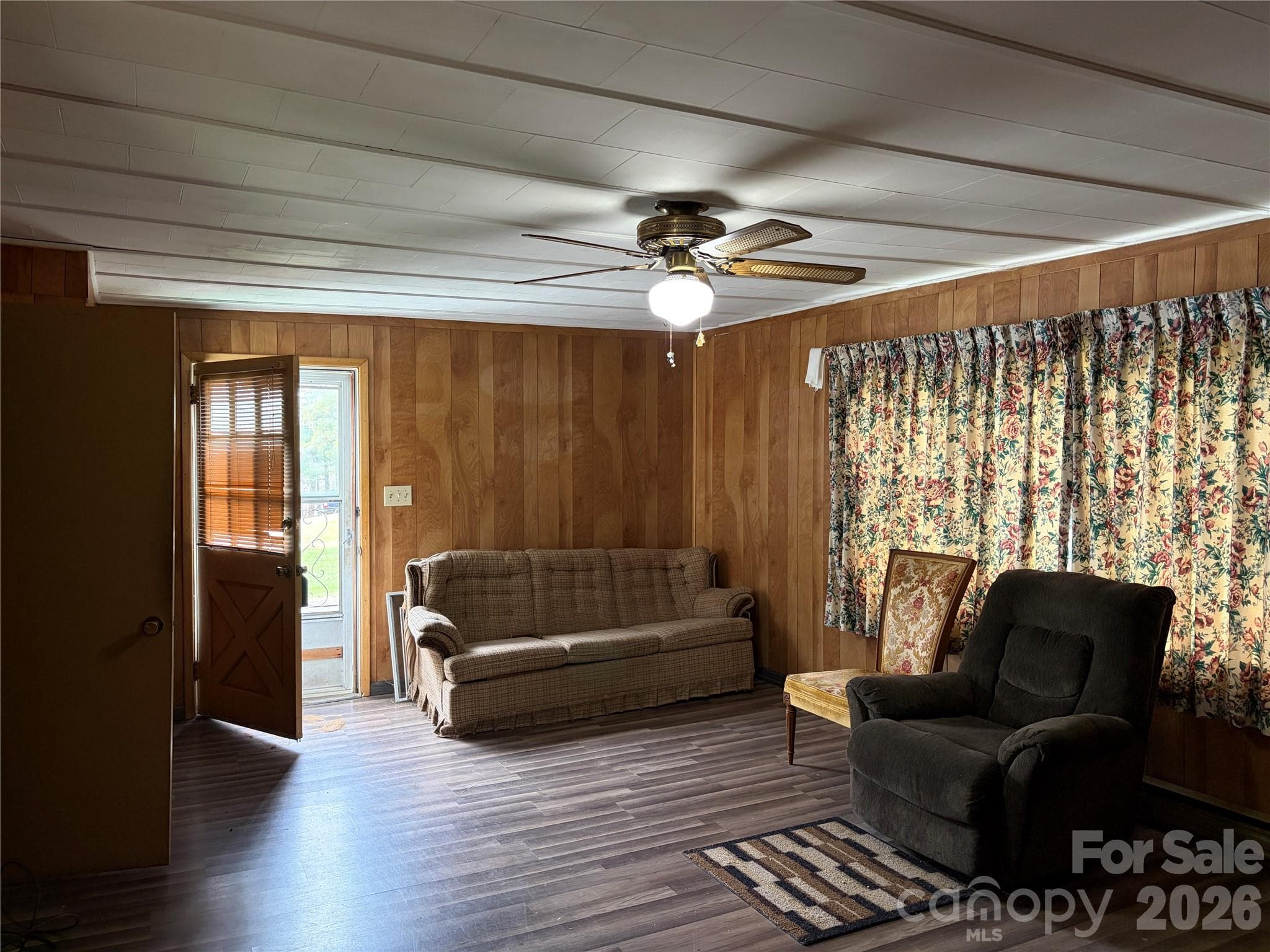 Single Family Residence at Weaverville, photo 5 of 17