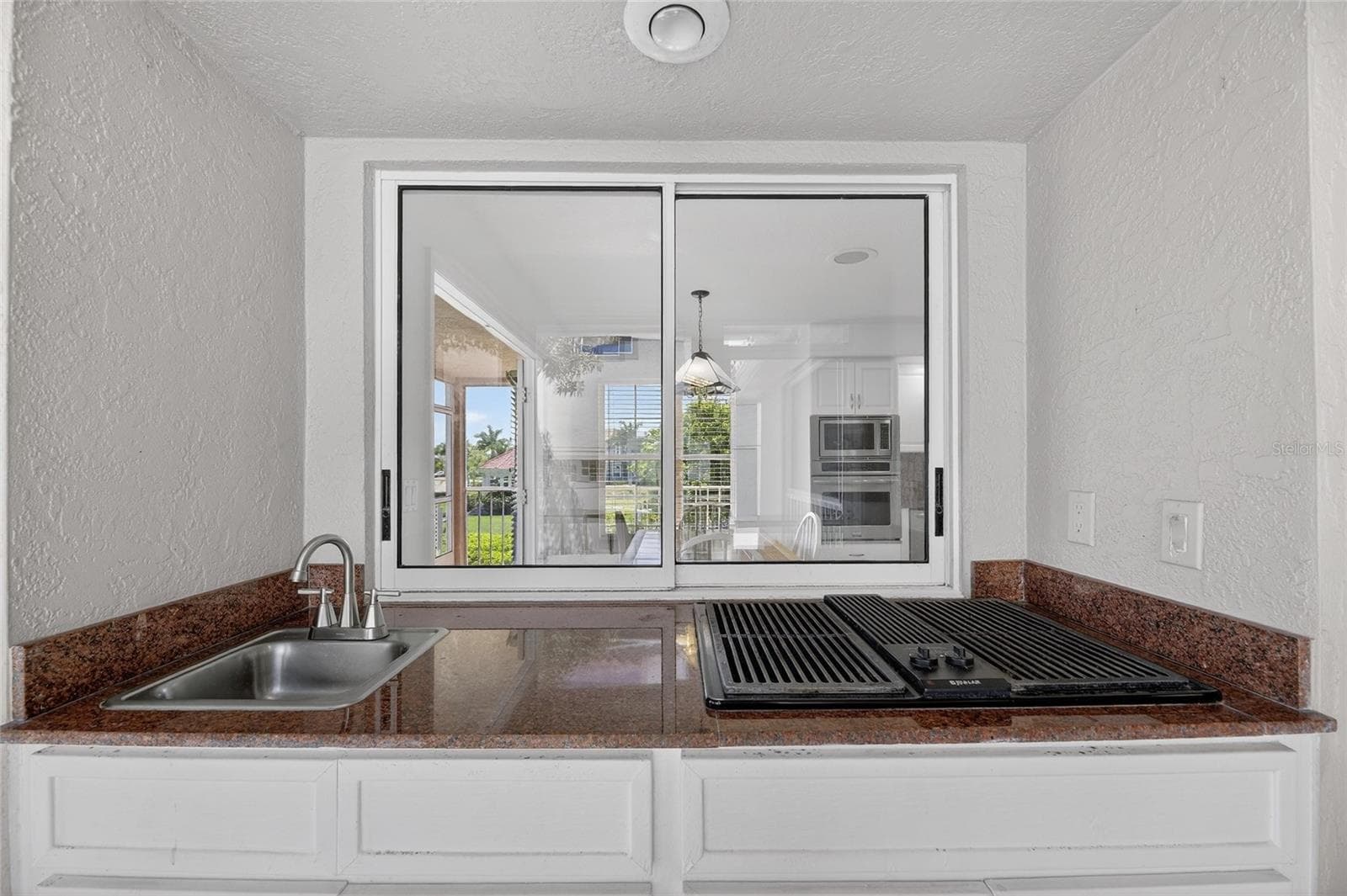 Single Family Residence at 6107 MARBELLA BLVD, APOLLO BEACH, photo 32 of 95