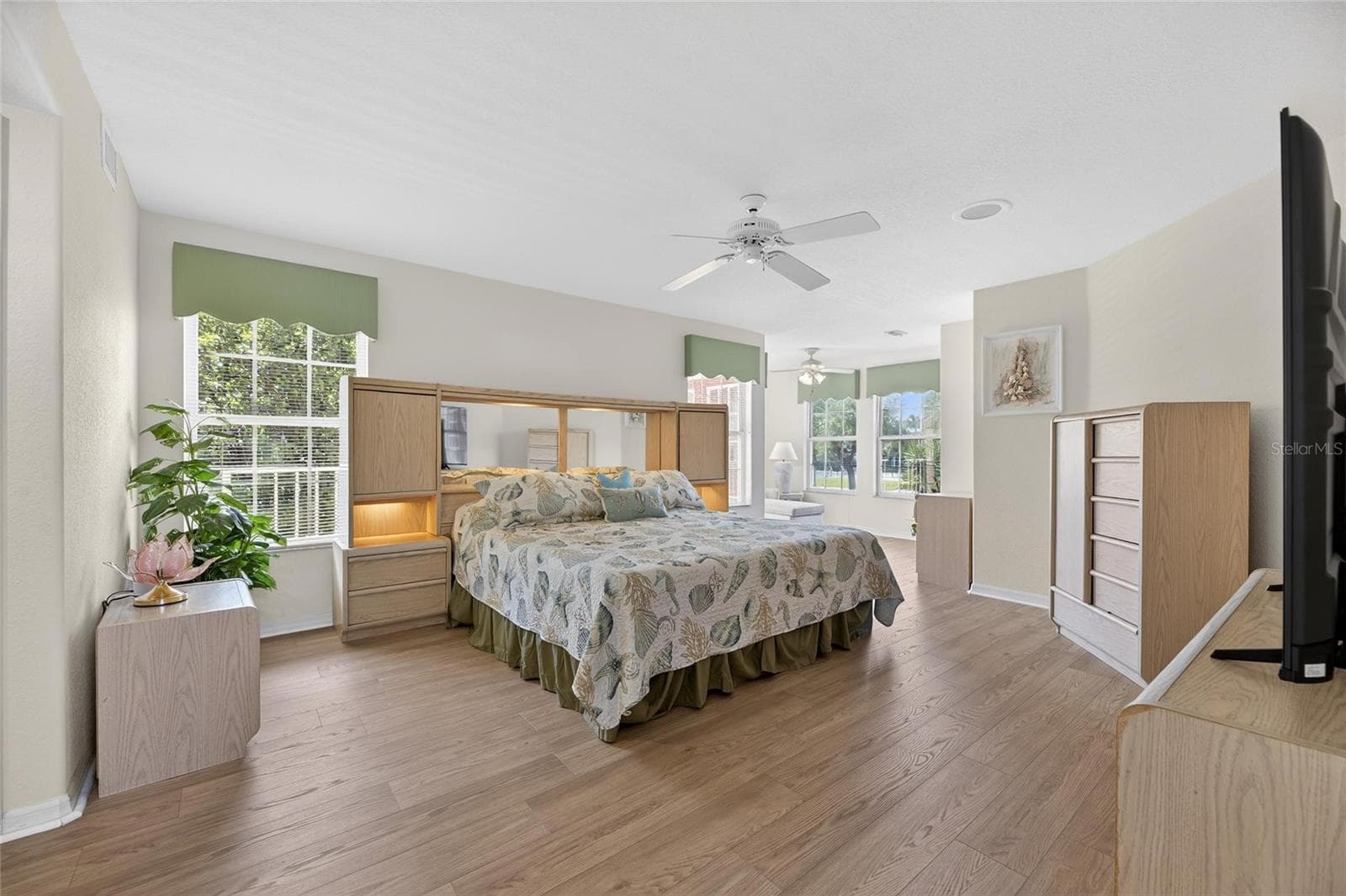 Single Family Residence at 6107 MARBELLA BLVD, APOLLO BEACH, photo 35 of 95