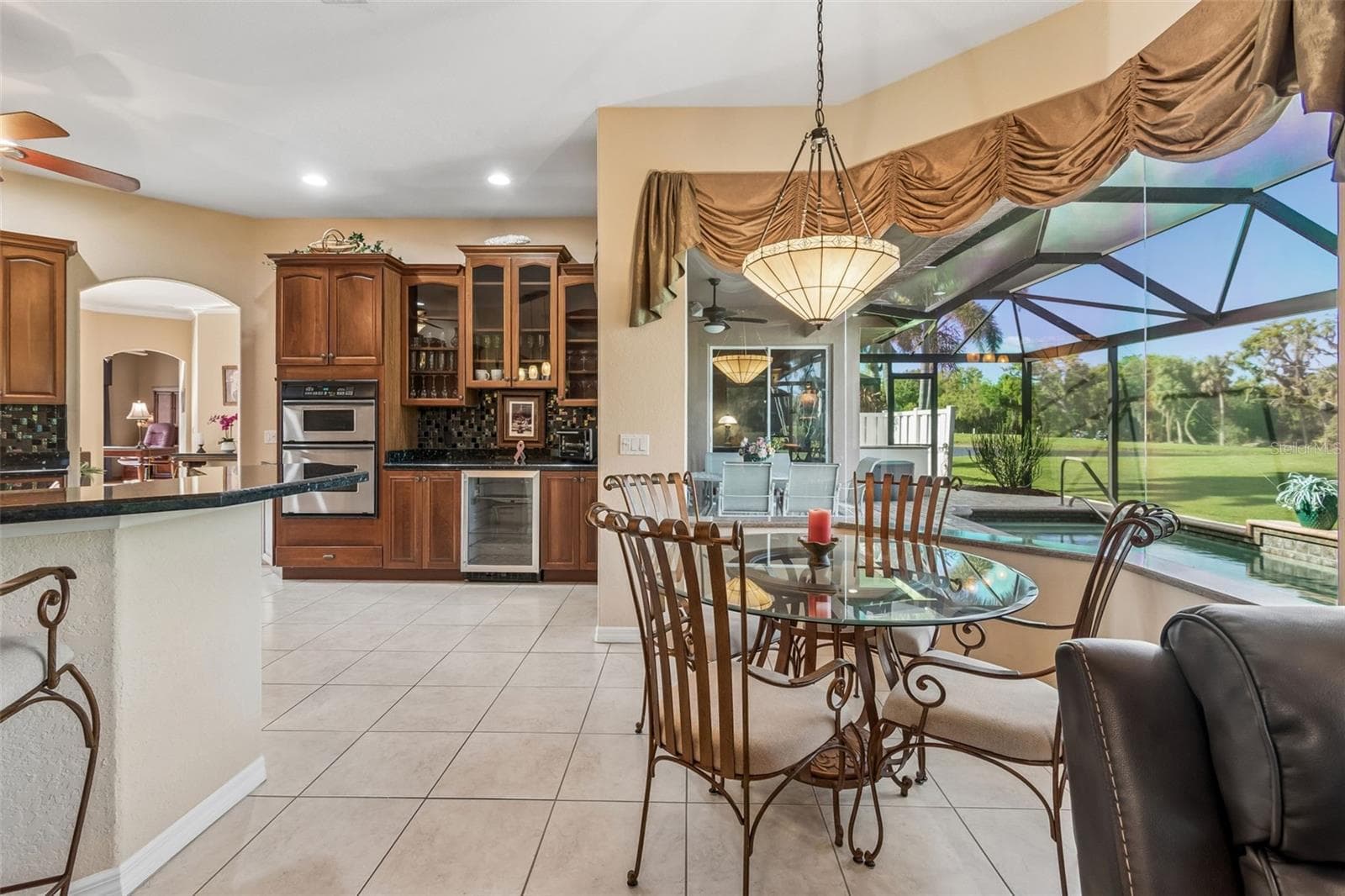 Single Family Residence at 566 PLANTERS MANOR WAY, BRADENTON, photo 25 of 73