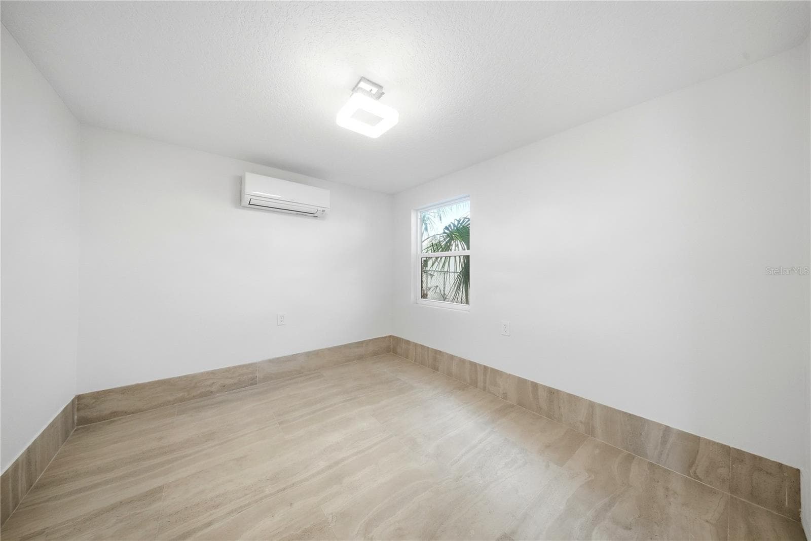 1st Floor - Bedroom 2 - 1109 CHARLES ST, CLEARWATER