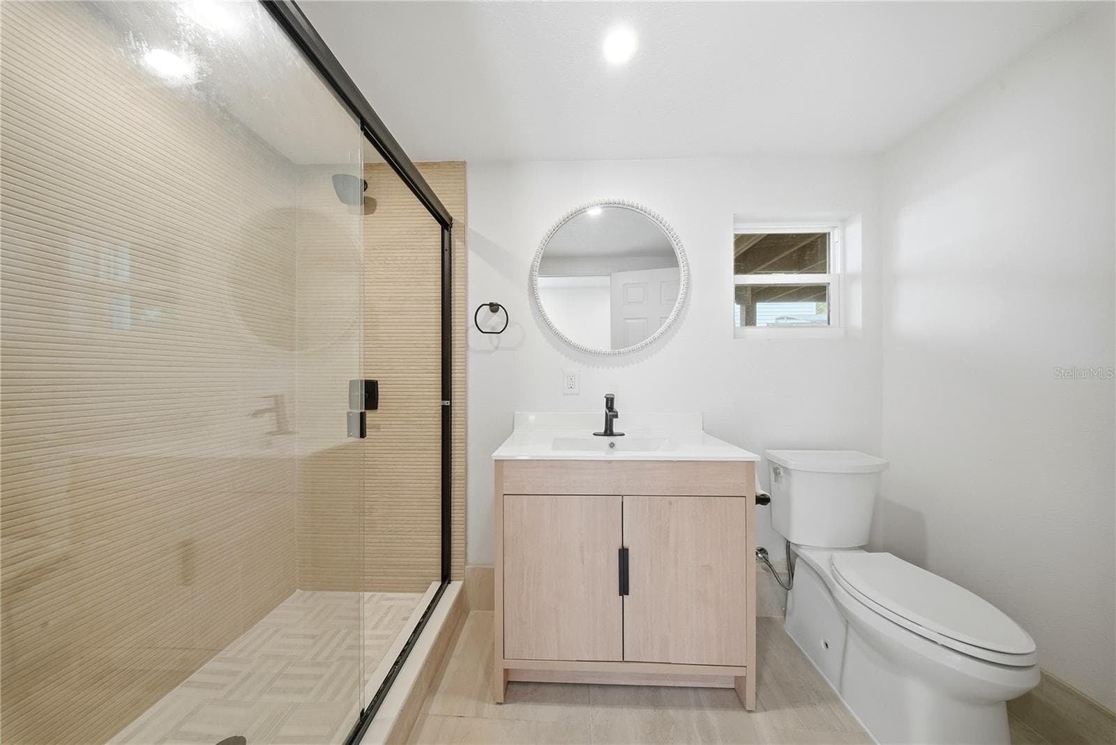 1st Floor Bathroom - 1109 CHARLES ST, CLEARWATER