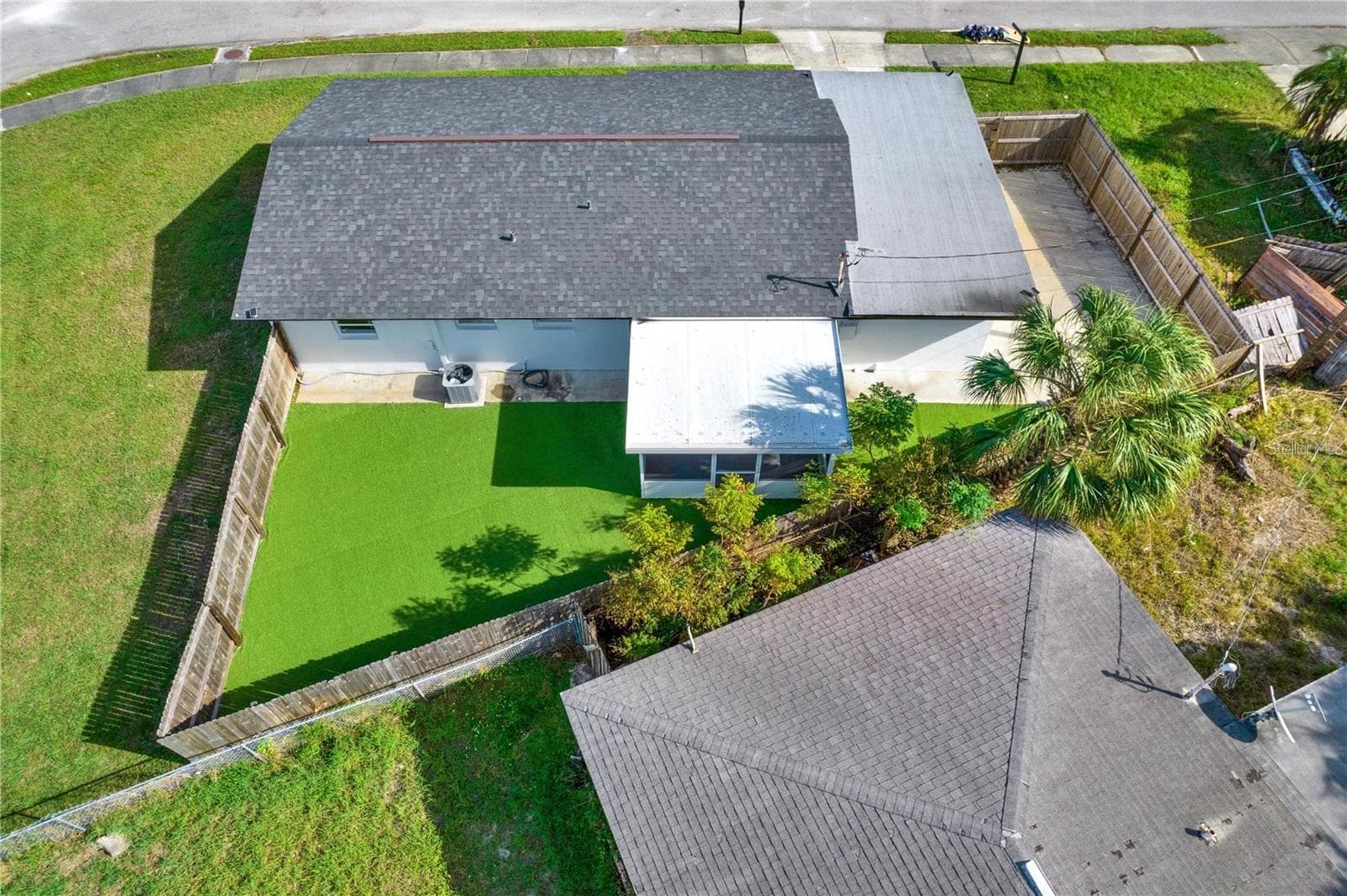 Single Family Residence at 4916 CARLYLE RD, TAMPA, photo 42 of 56