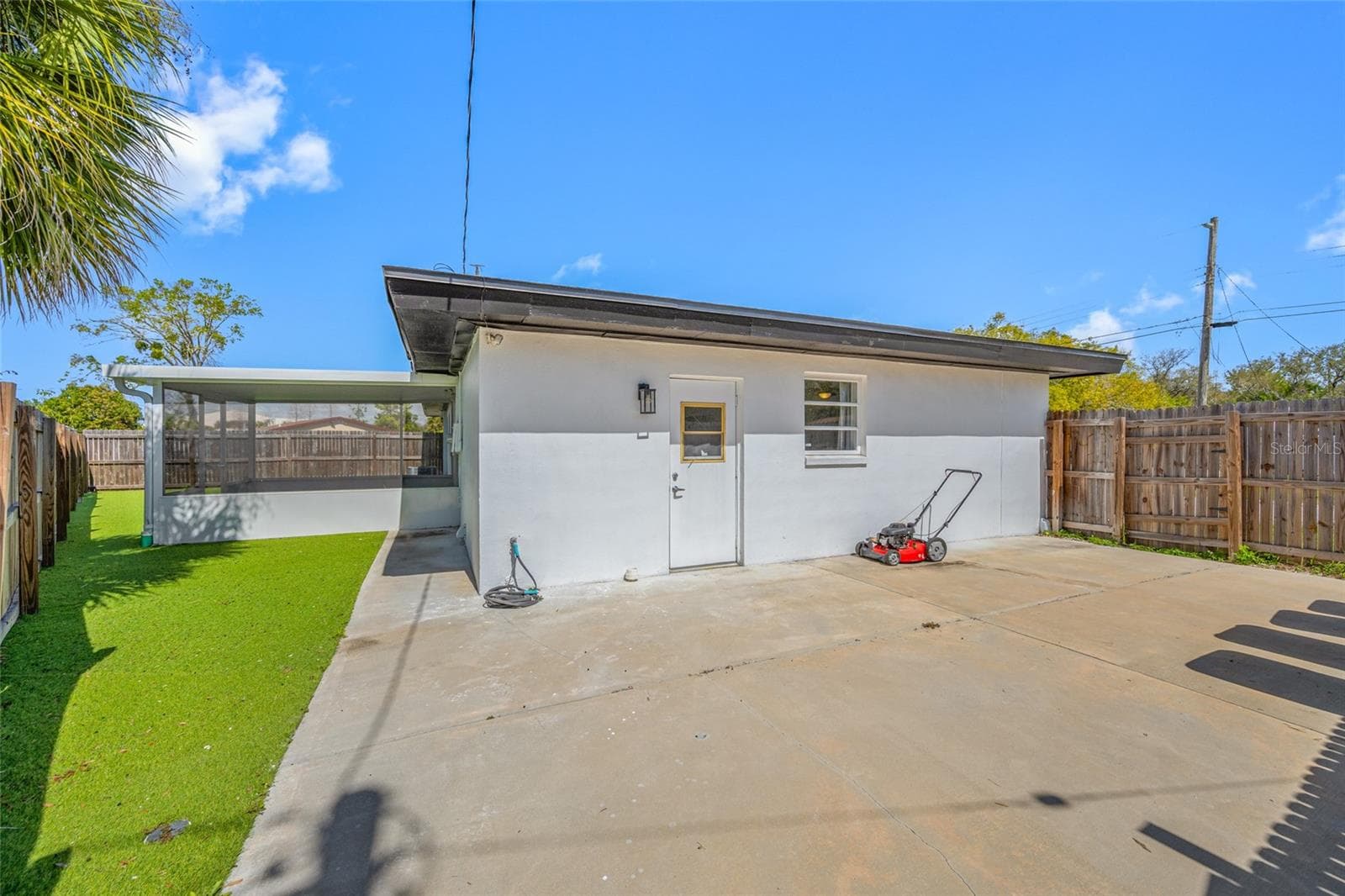 Single Family Residence at 4916 CARLYLE RD, TAMPA, photo 43 of 56
