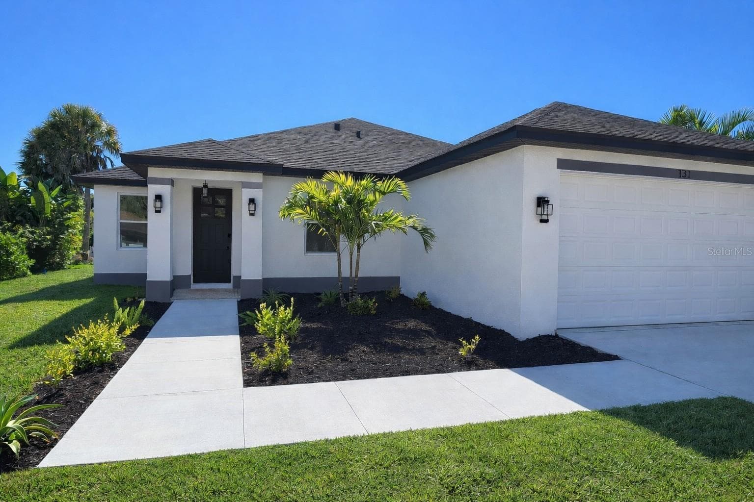 131 KINGS DR