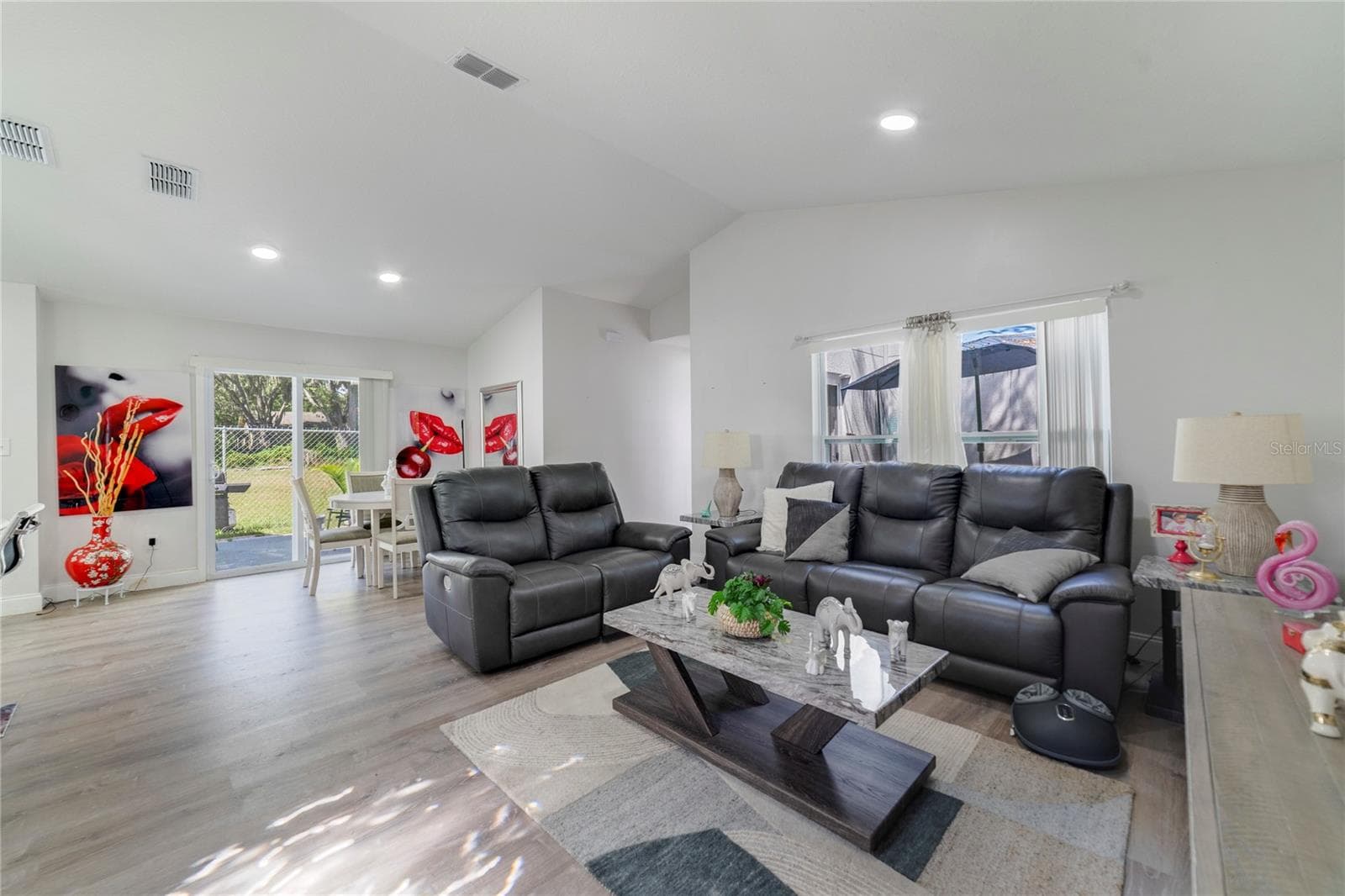 Single Family Residence at 1104 W 3RD ST, SANFORD, photo 6 of 17