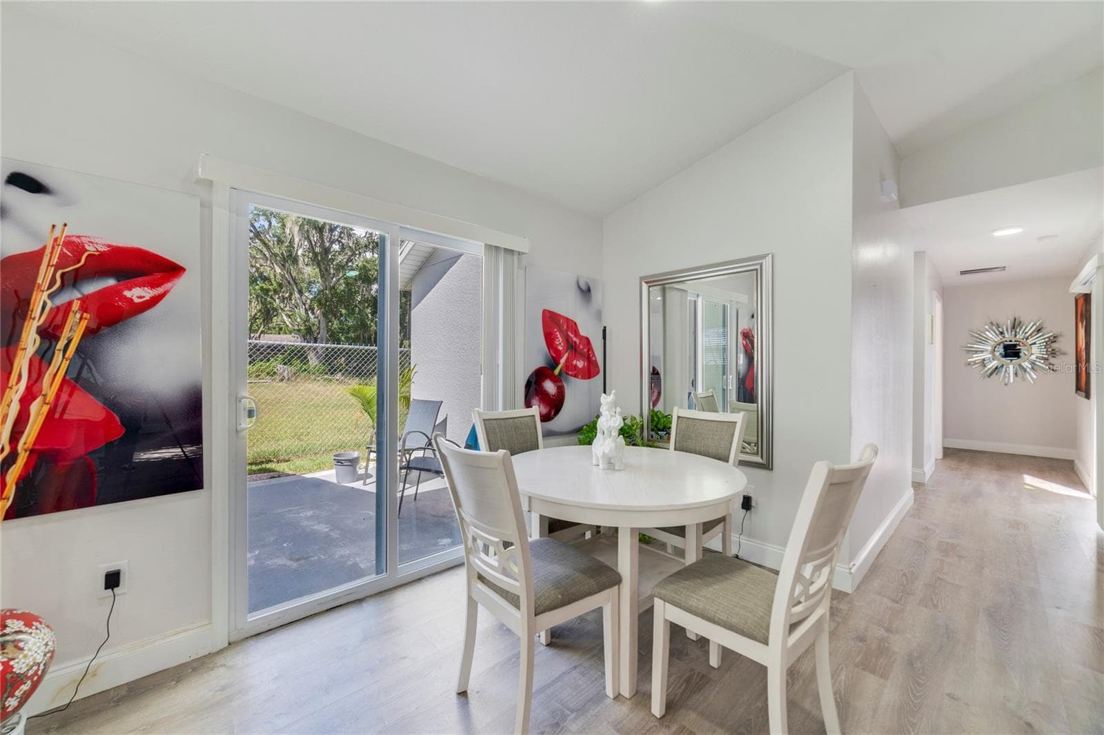Single Family Residence at 1104 W 3RD ST, SANFORD, photo 8 of 17