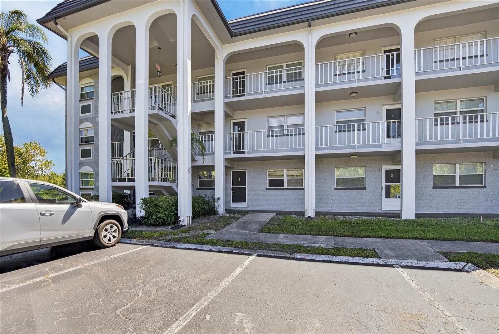 Front Building - 1303 S HERCULES AVE #2, CLEARWATER