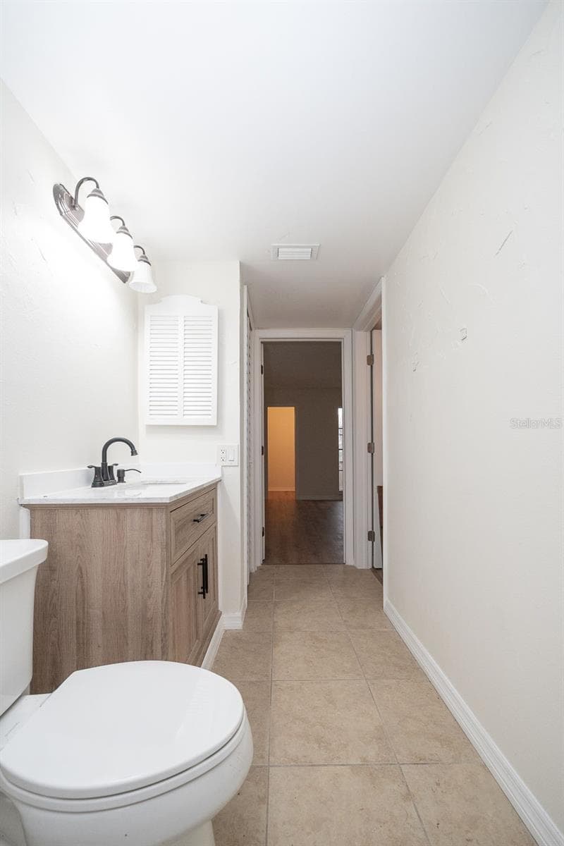 Condominium at 4807 MARINE PKWY #103, NEW PORT RICHEY, photo 36 of 47