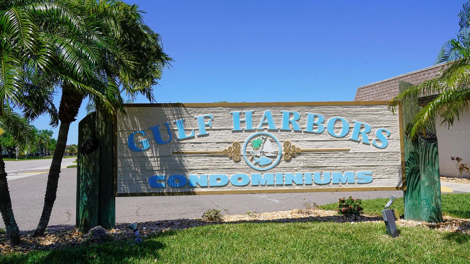 Condominium at 4807 MARINE PKWY #103, NEW PORT RICHEY, photo 39 of 47