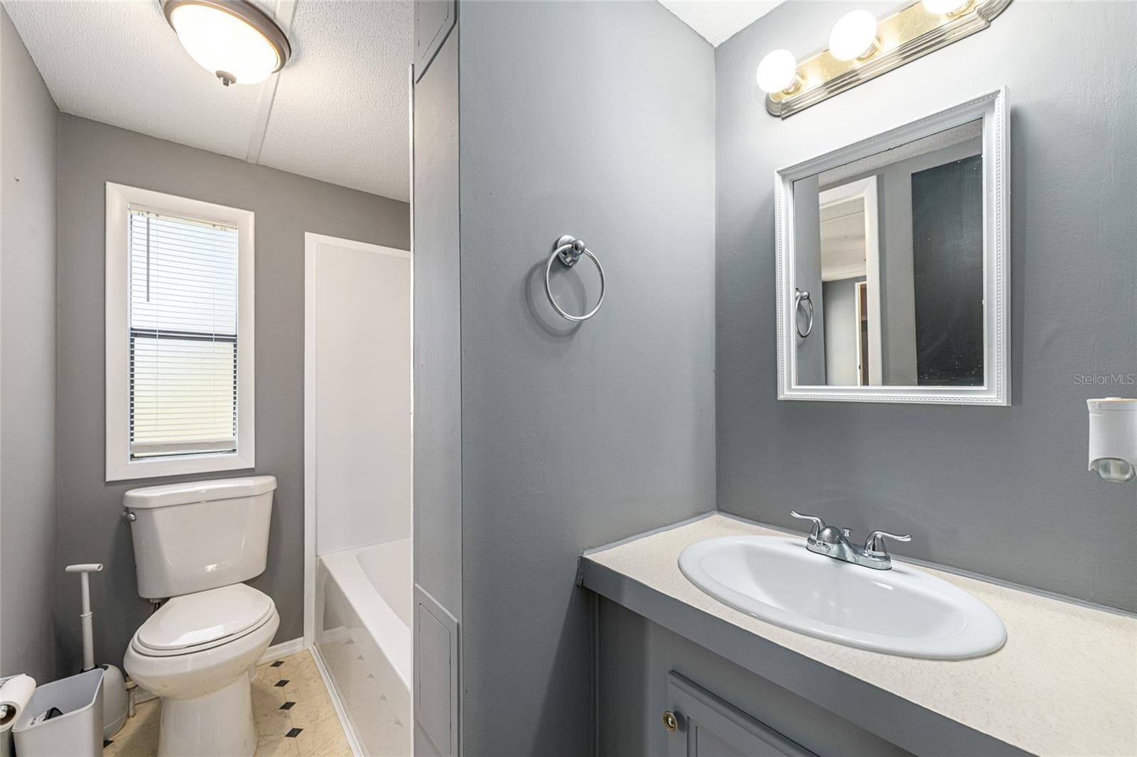 Manufactured Home at 5600 SE 39TH ST, TRENTON, photo 48 of 101