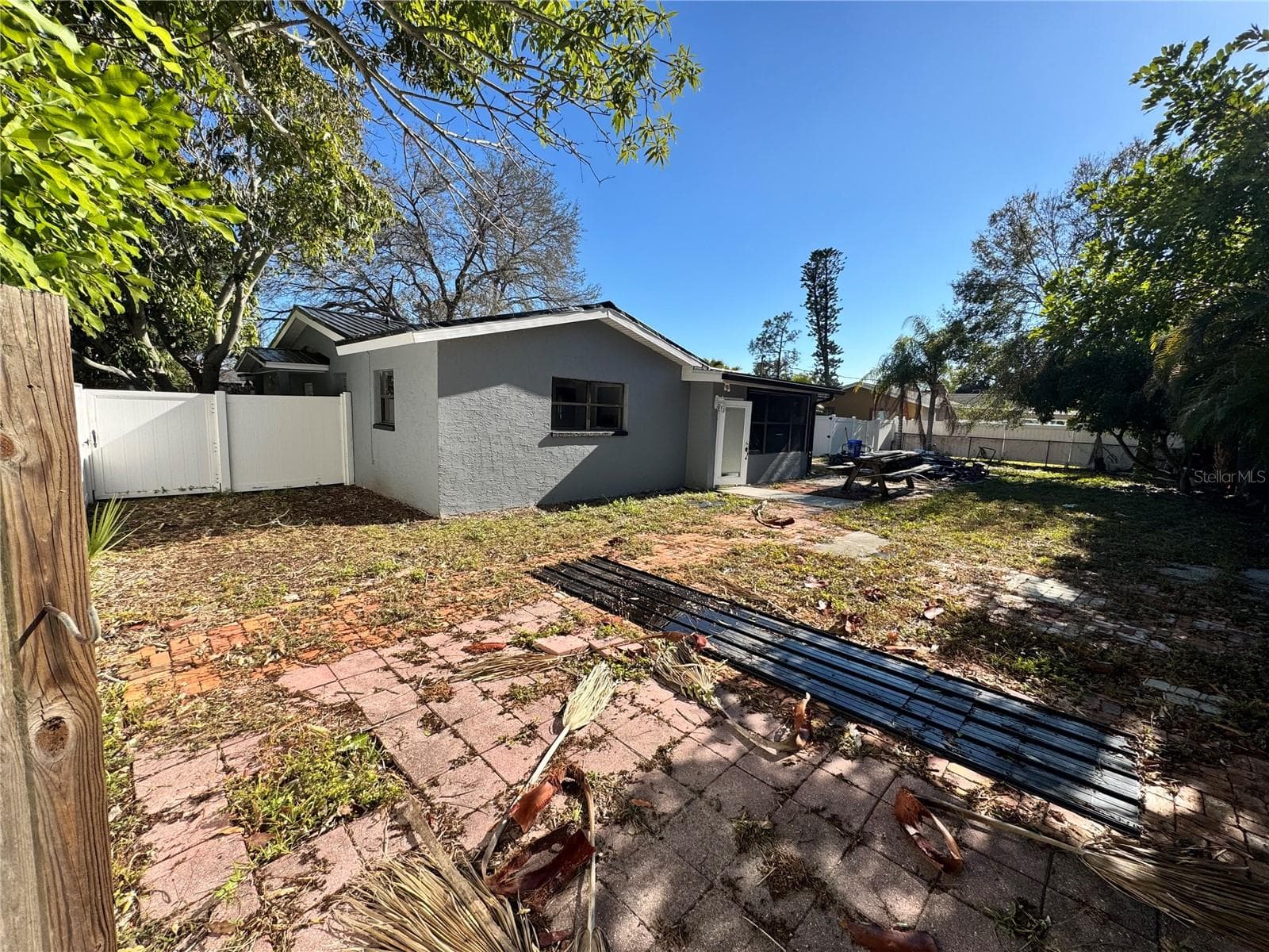 Single Family Residence at 651 69TH AVE S, ST PETERSBURG, photo 13 of 15