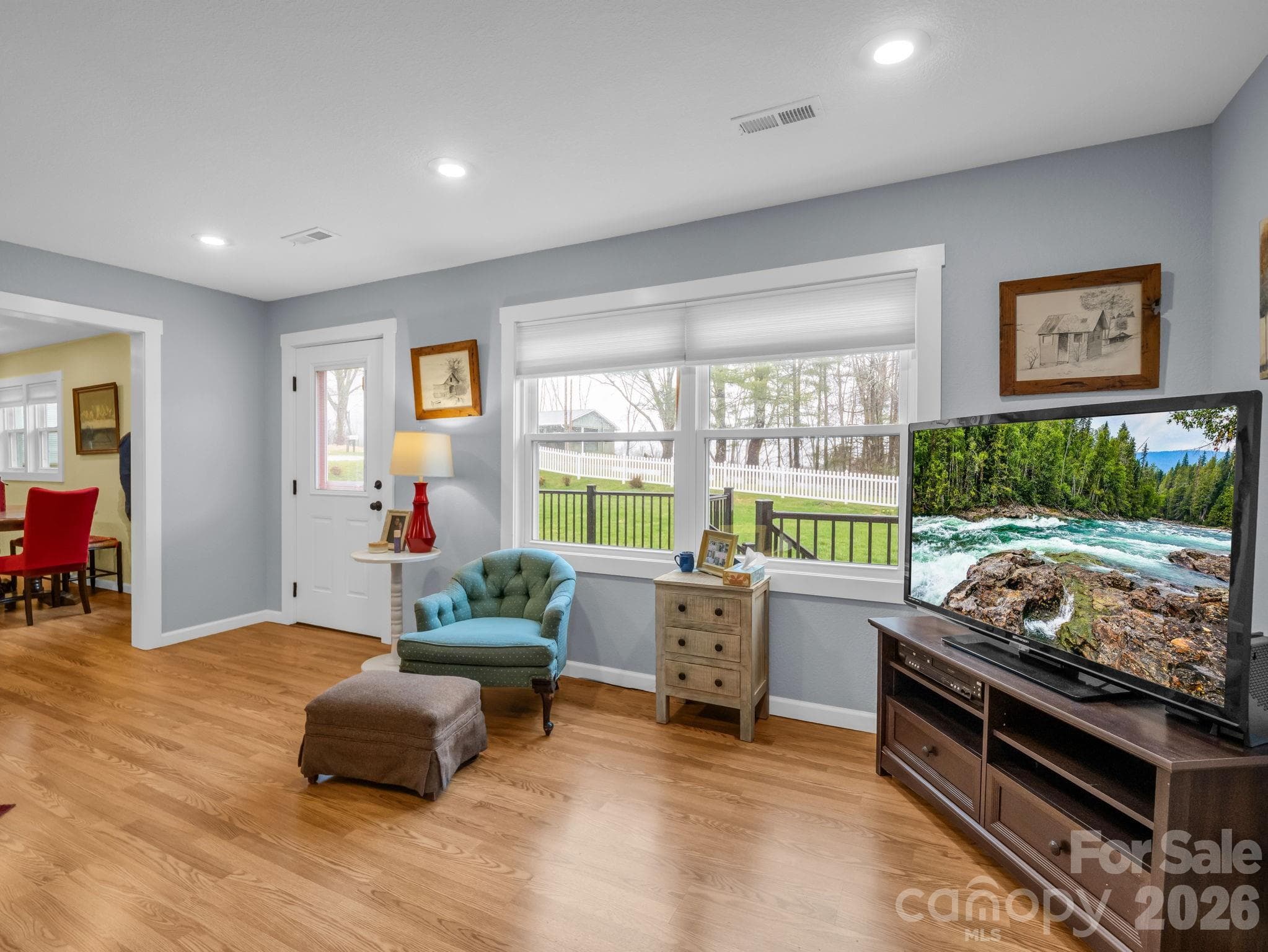 Living Room 1 - 1086 Carters Ridge Road, Spruce Pine