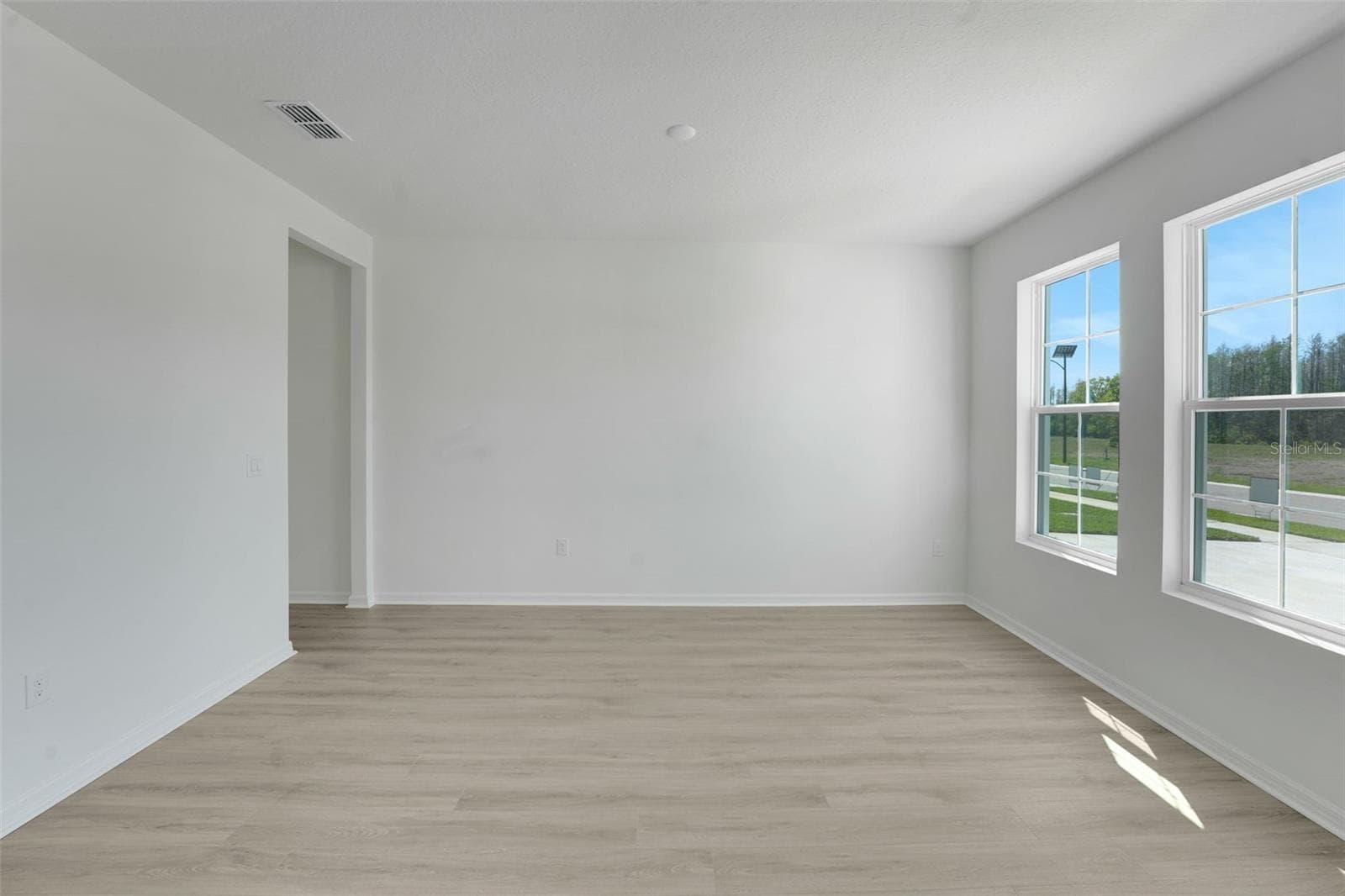 Single Family Residence at 17417 VALLEYWOOD PKWY, LAND O LAKES, photo 12 of 55