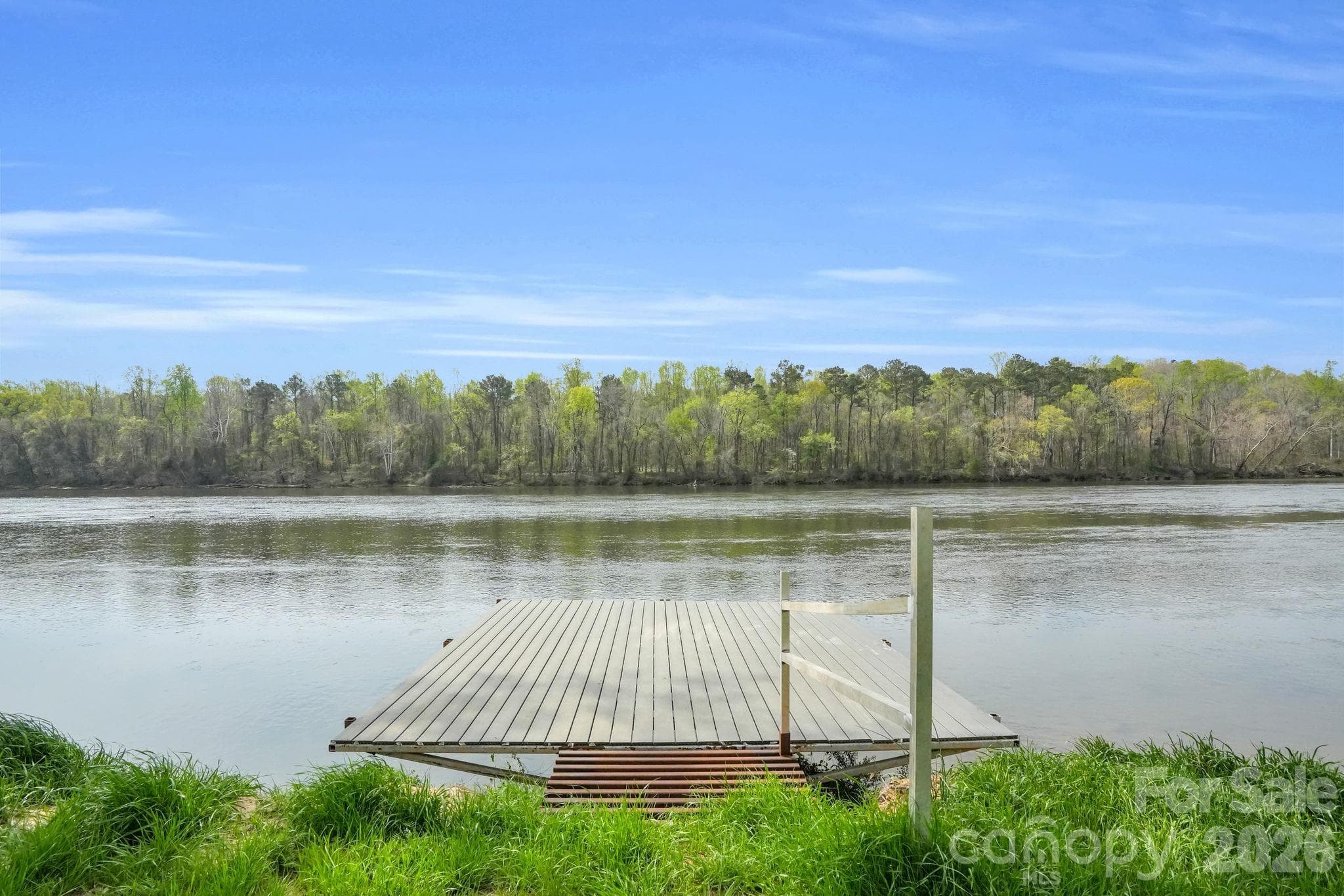 400+ feet of River Access - 312 Old Hickory Court, Fort Mill