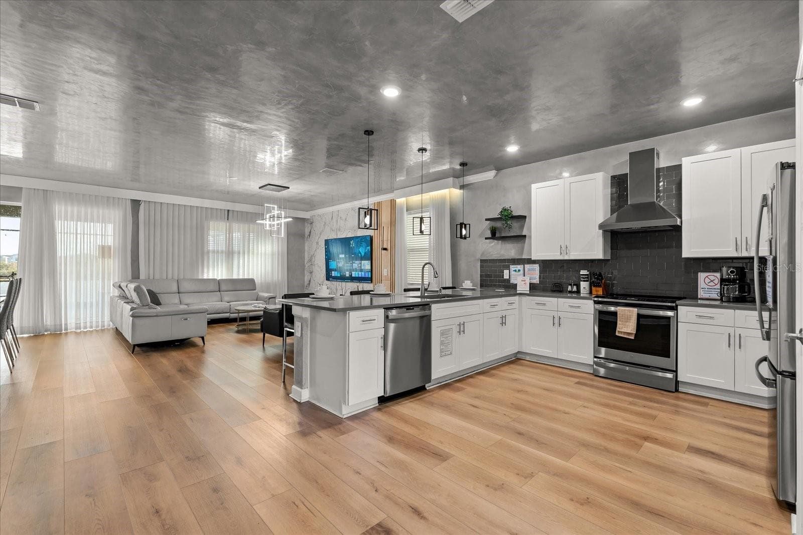 Single Family Residence at 4324 PROLOGUE WAY, KISSIMMEE, photo 10 of 56