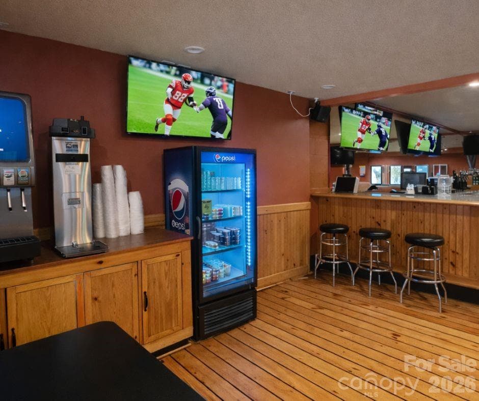 Food/Beverage at 1519 W NC Hwy 150 Highway, Lincolnton, photo 9 of 25