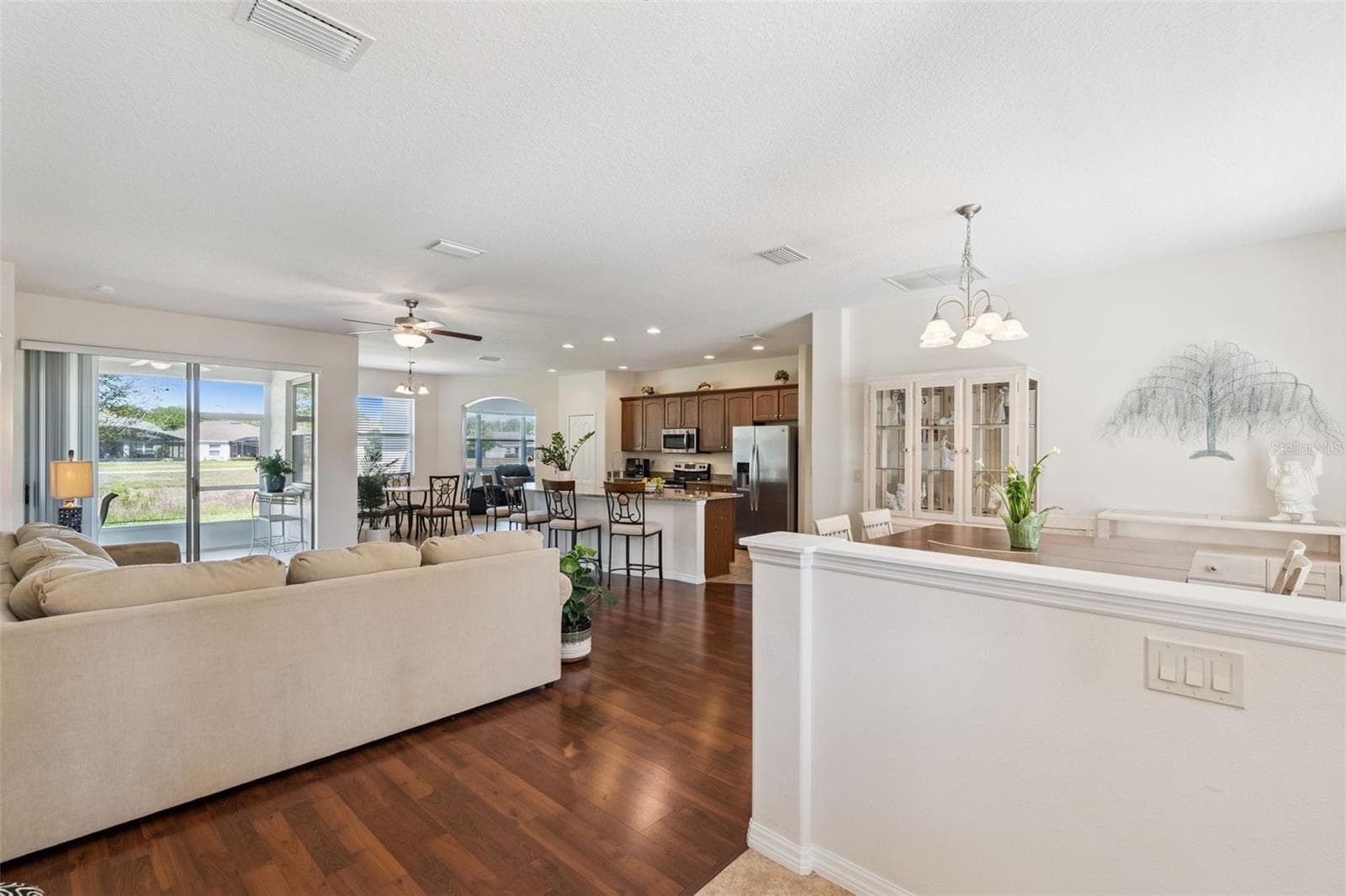 Single Family Residence at 26645 MANASSAS DR, LEESBURG, photo 6 of 68