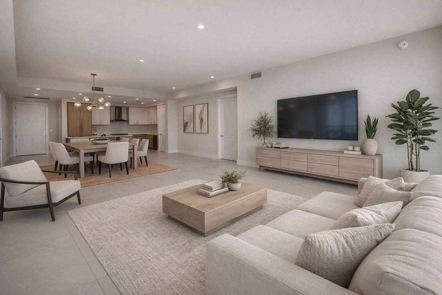 Virtually Staged - 275 1ST AVE #3807, ST PETERSBURG