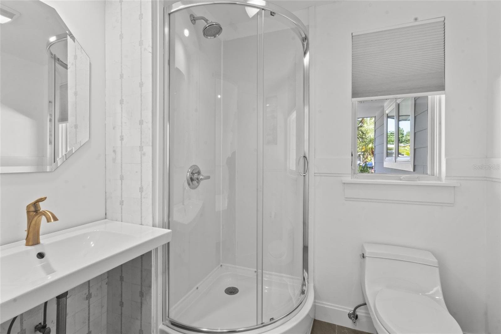 Single Family Residence at 624 SAINT JUDES DR, LONGBOAT KEY, photo 24 of 43